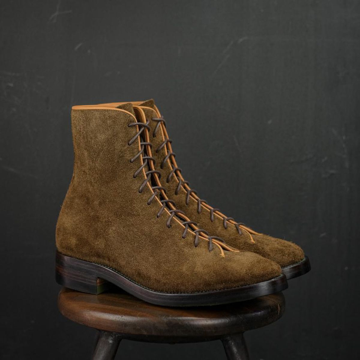 Photo by QuietRyter on November 1, 2023 of the Briselblack The Buck Wholecut Lace to Toe in C.F. Stead Polo Brown Janus Calf Suede.