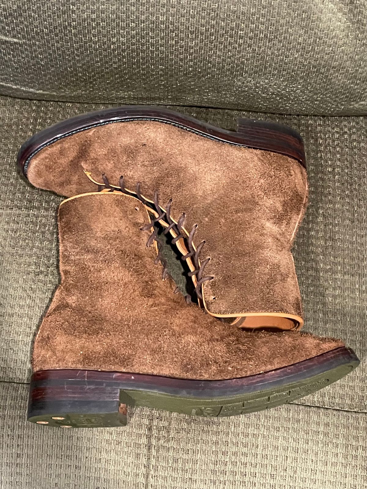 Photo by QuietRyter on February 6, 2024 of the Briselblack The Buck Wholecut Lace to Toe in C.F. Stead Polo Brown Janus Calf Suede.
