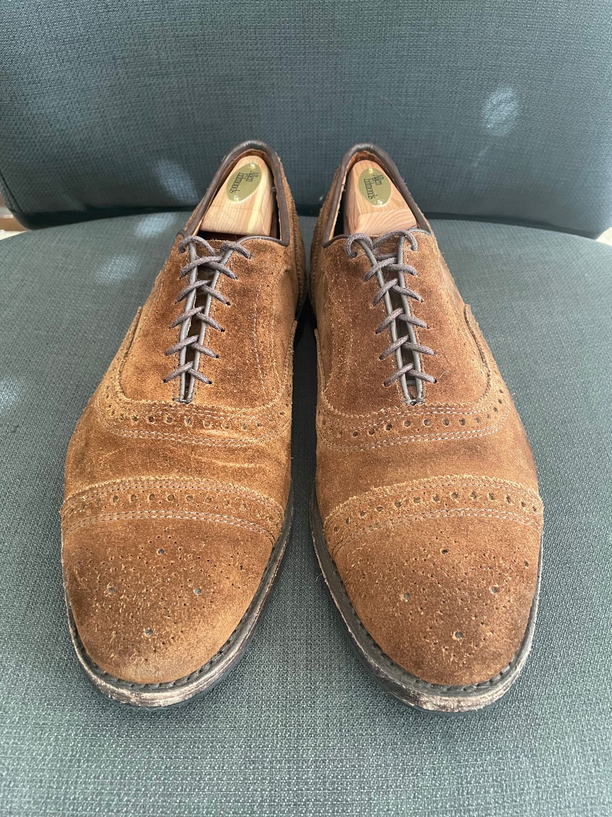 Photo by QuietRyter on November 4, 2023 of the Allen Edmonds Strand in Snuff Brown Suede.
