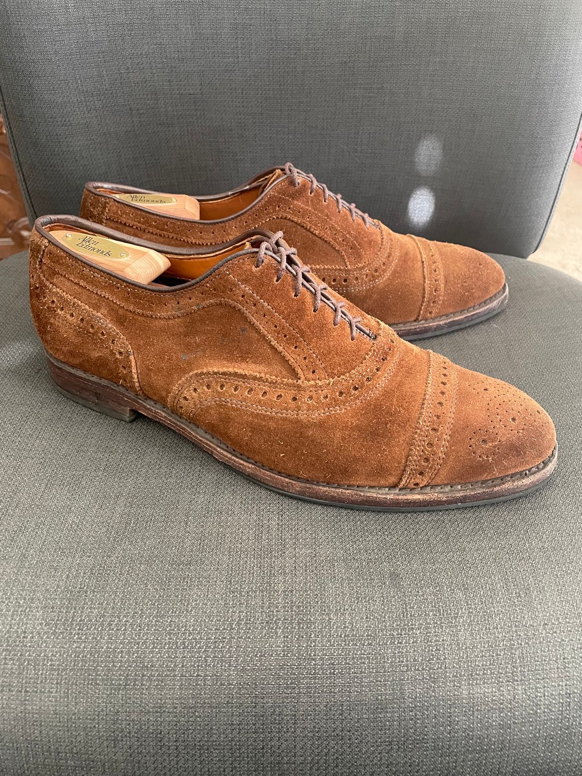 Photo by QuietRyter on November 4, 2023 of the Allen Edmonds Strand in Snuff Brown Suede.
