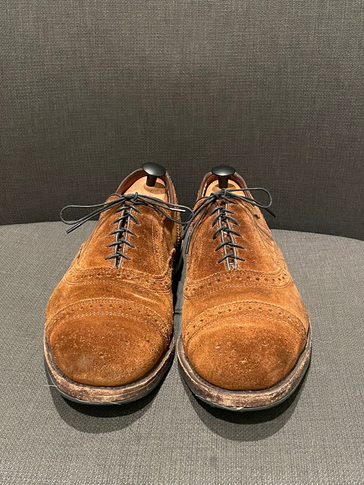 Photo by QuietRyter on January 6, 2024 of the Allen Edmonds Strand in Snuff Brown Suede.