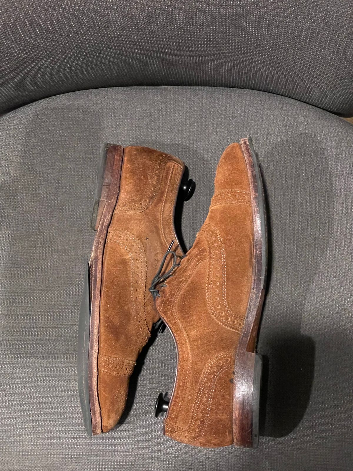 Photo by QuietRyter on January 6, 2024 of the Allen Edmonds Strand in Snuff Brown Suede.