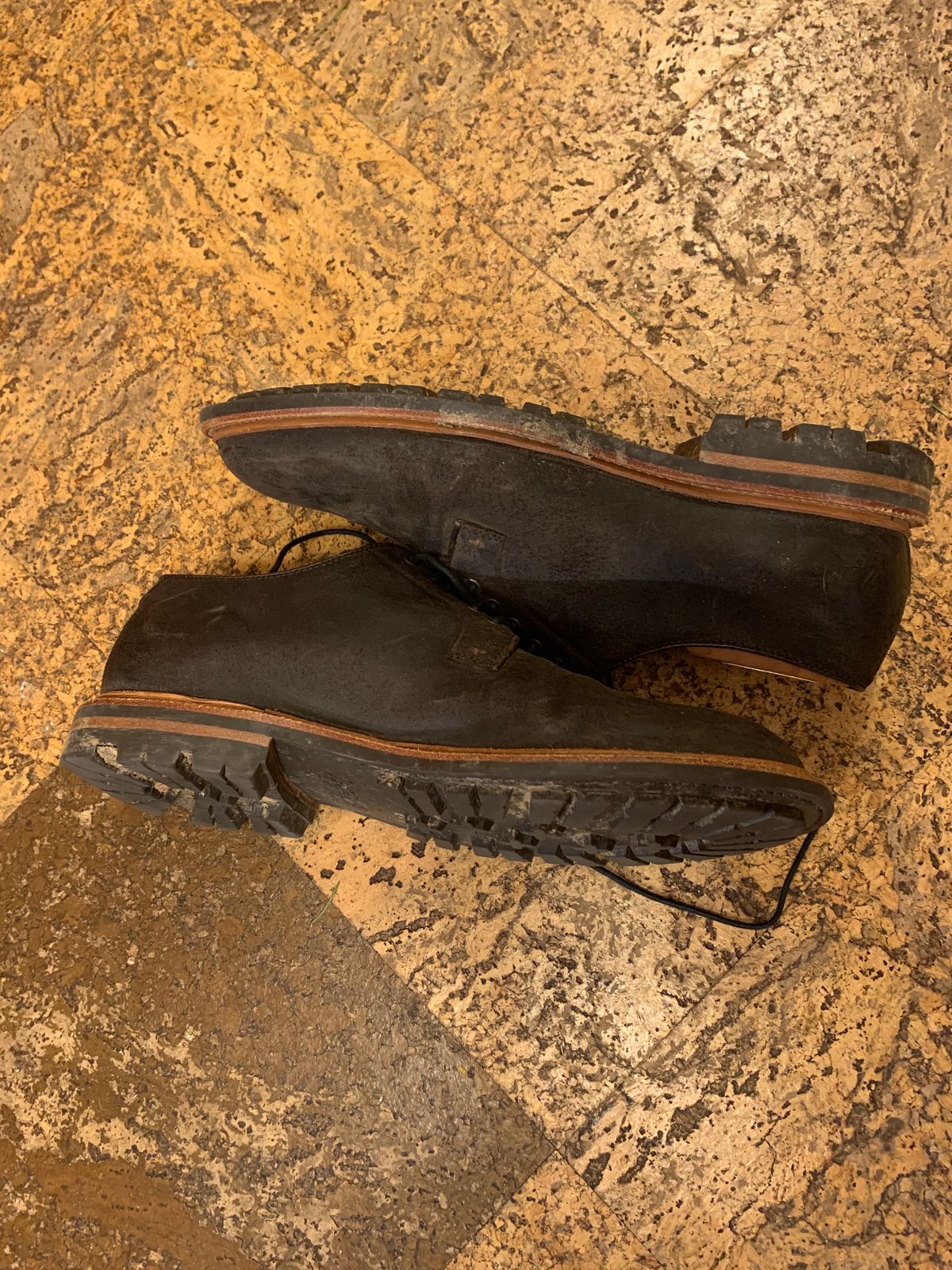 Photo by baltbootguy on December 5, 2023 of the Grant Stone Plain Toe Blucher in C.F. Stead Earth Waxy Commander Suede.