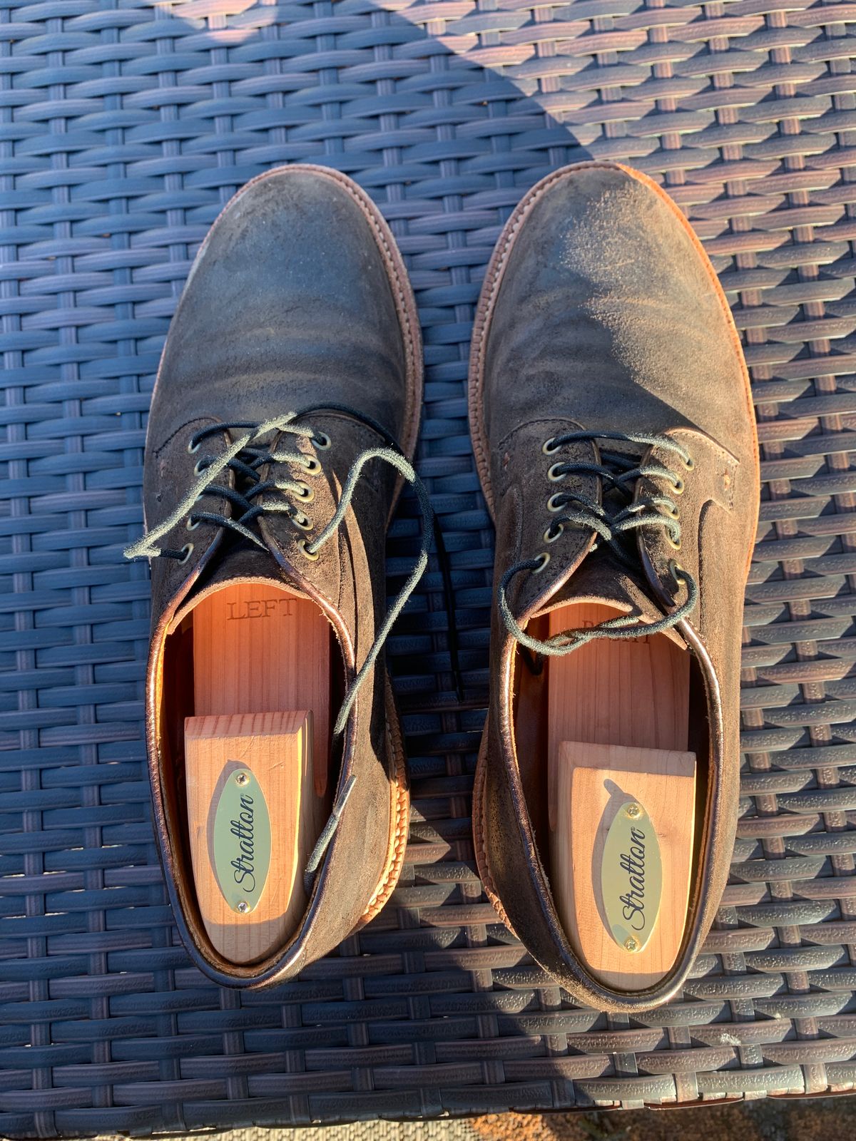 Photo by baltbootguy on February 3, 2024 of the Grant Stone Plain Toe Blucher in C.F. Stead Earth Waxy Commander Suede.