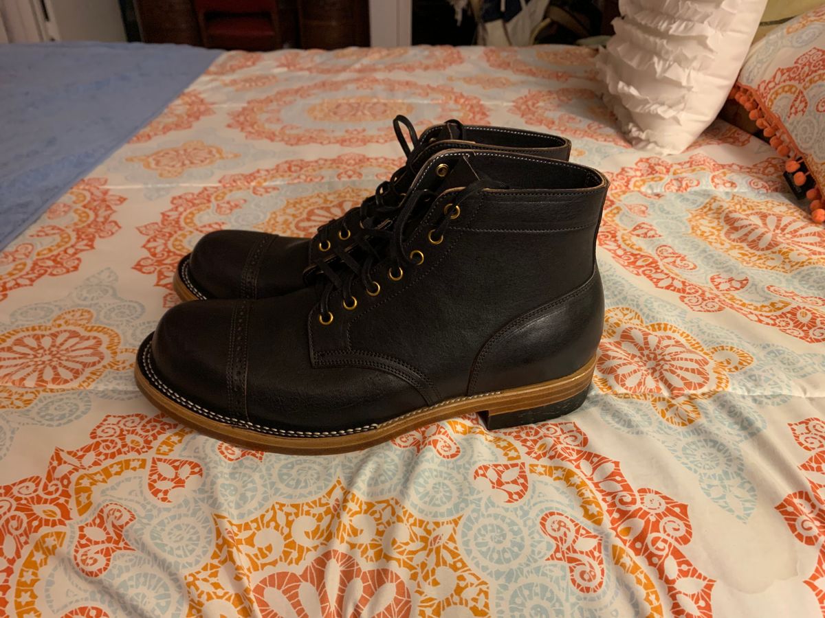 Photo by baltbootguy on October 5, 2022 of the Iron Boots Unlisted Model in Maryam Black Hand-Dyed Horsehide.
