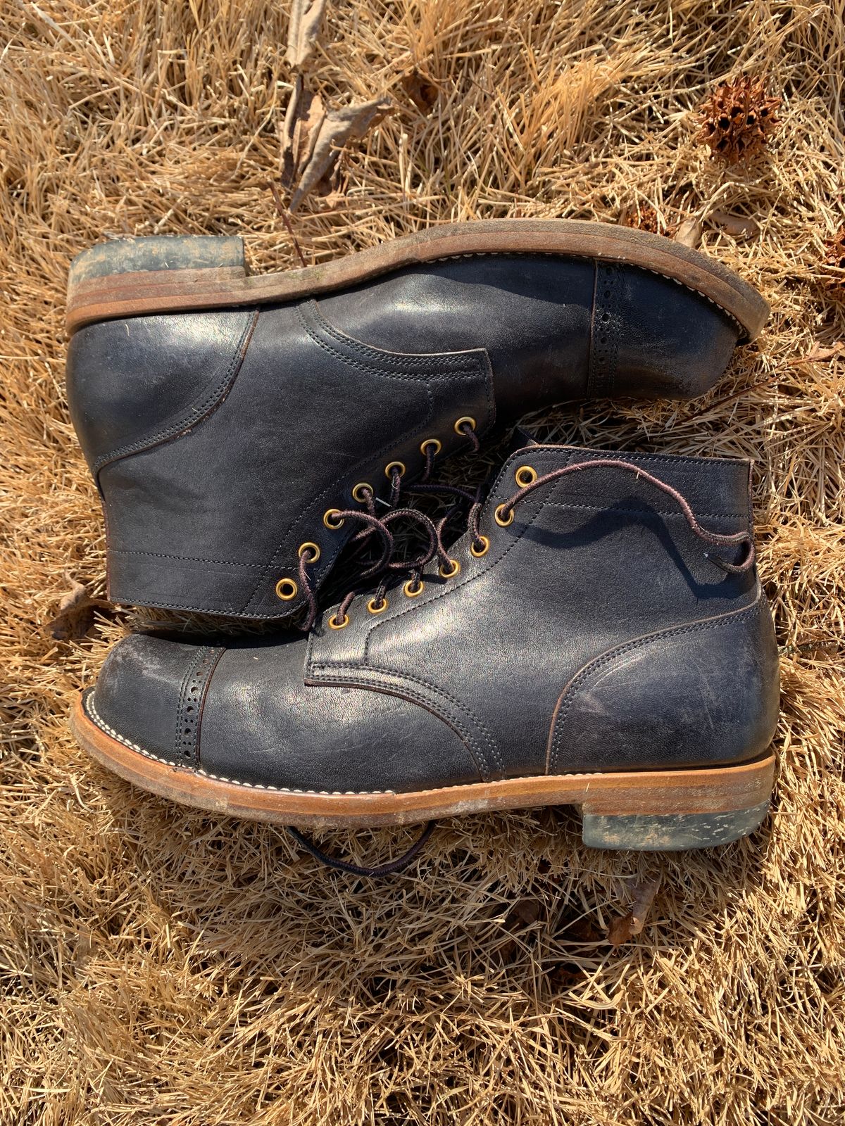 Photo by baltbootguy on February 3, 2023 of the Iron Boots Unlisted Model in Maryam Black Hand-Dyed Horsehide.