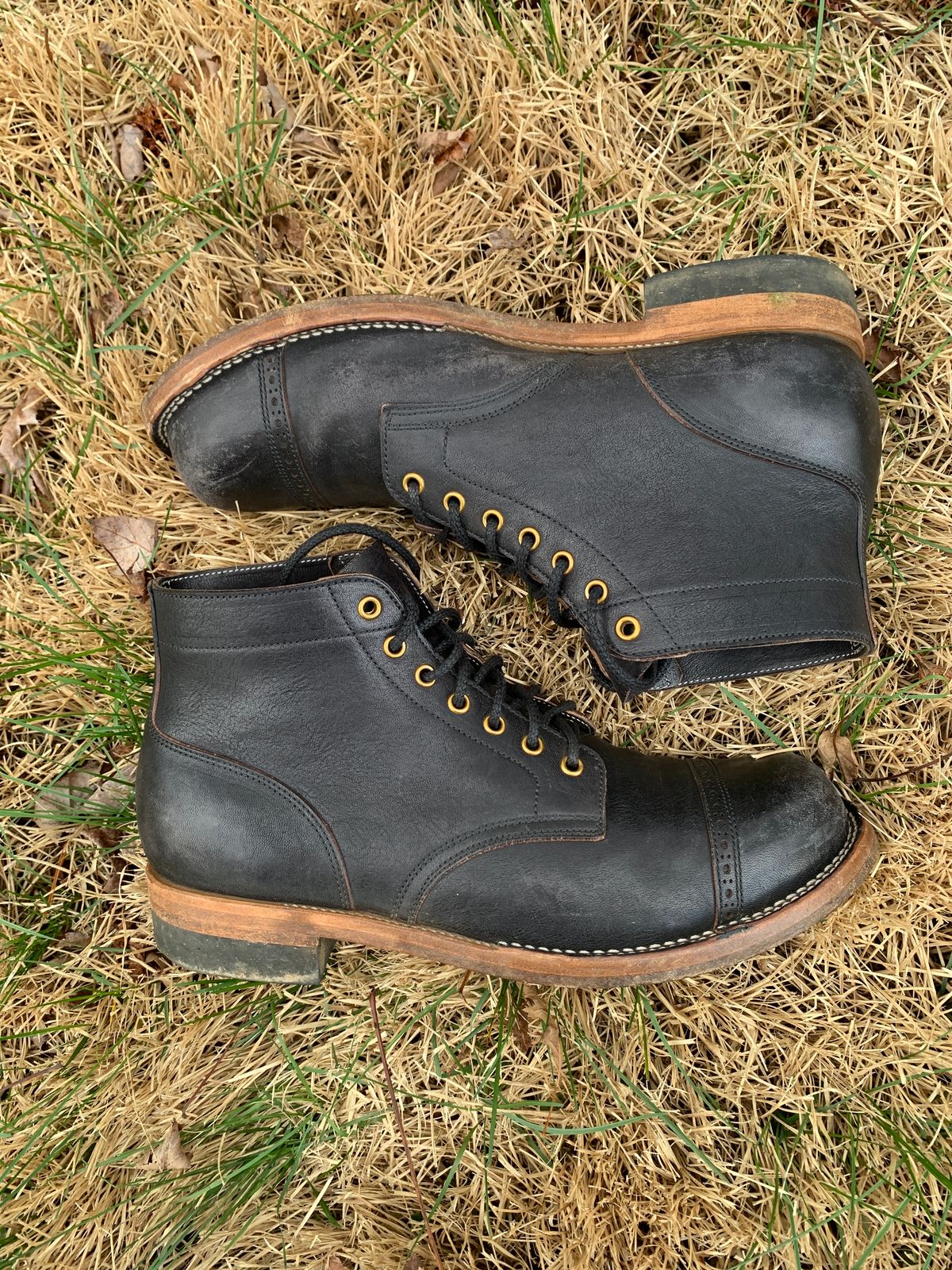 Photo by baltbootguy on April 1, 2023 of the Iron Boots Unlisted Model in Maryam Black Hand-Dyed Horsehide.