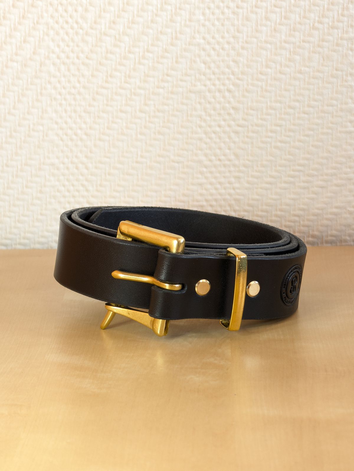 Photo by Rieslingspaschteit on September 28, 2025 of the Palsjö Sweden Fireman's Quick Release Leather Belt Black in Tärnsjö Garveri 10 oz. vegetable-tanned leather.