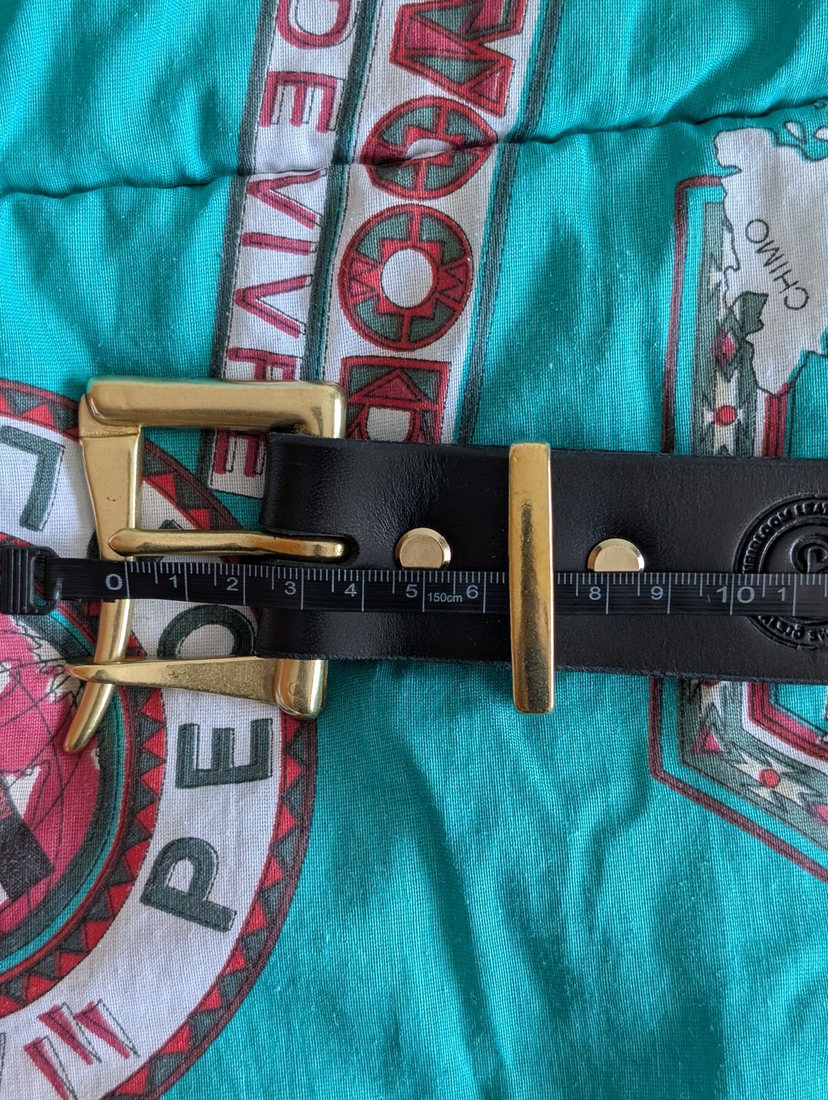 Photo by Rieslingspaschteit on September 28, 2025 of the Palsjö Sweden Fireman's Quick Release Leather Belt Black in Tärnsjö Garveri 10 oz. vegetable-tanned leather.