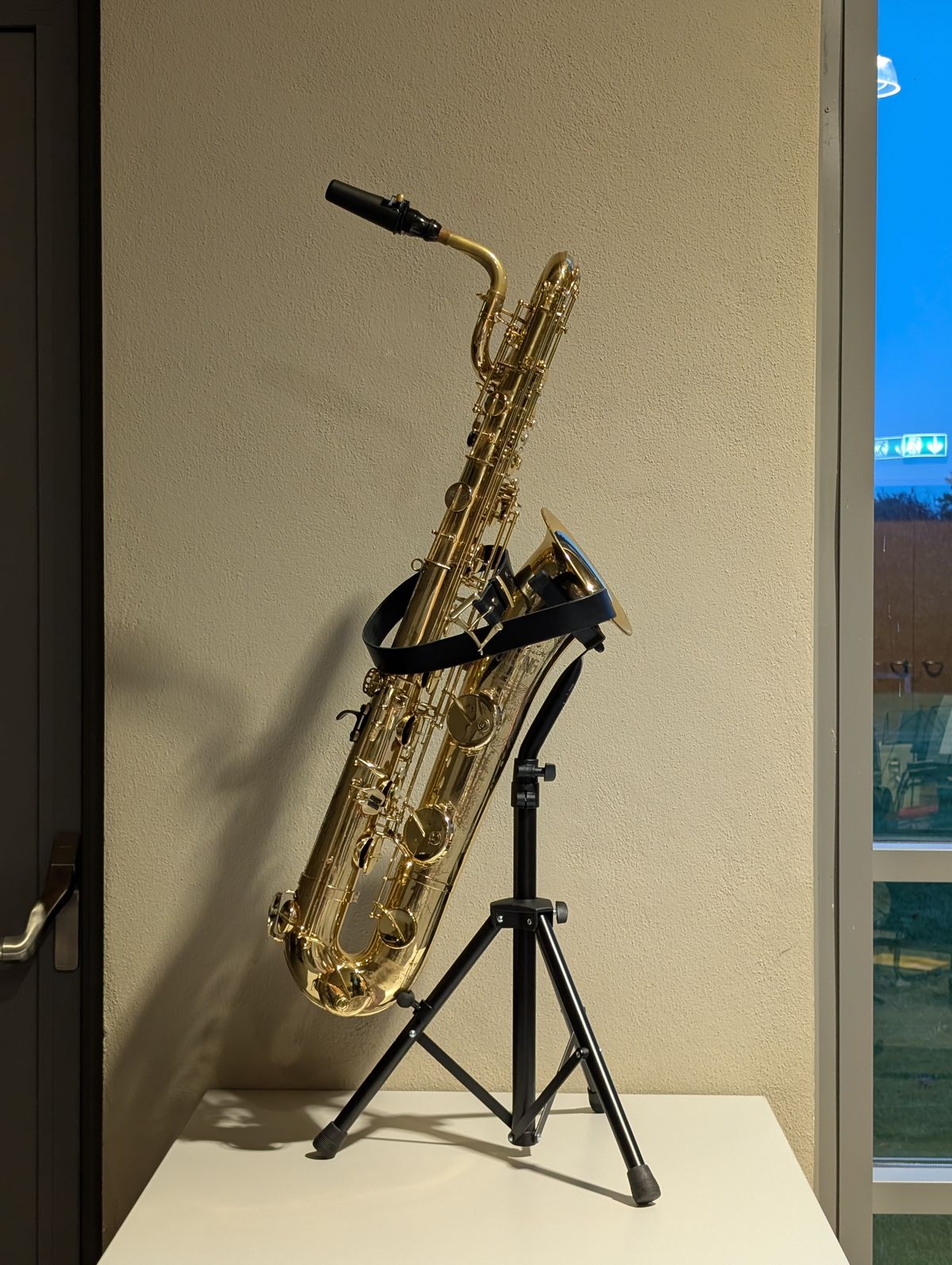 Photo by Rieslingspaschteit on November 1, 2025 of the Palsjö Sweden Fireman's Quick Release Leather Belt Black in Tärnsjö Garveri 10 oz. vegetable-tanned leather.