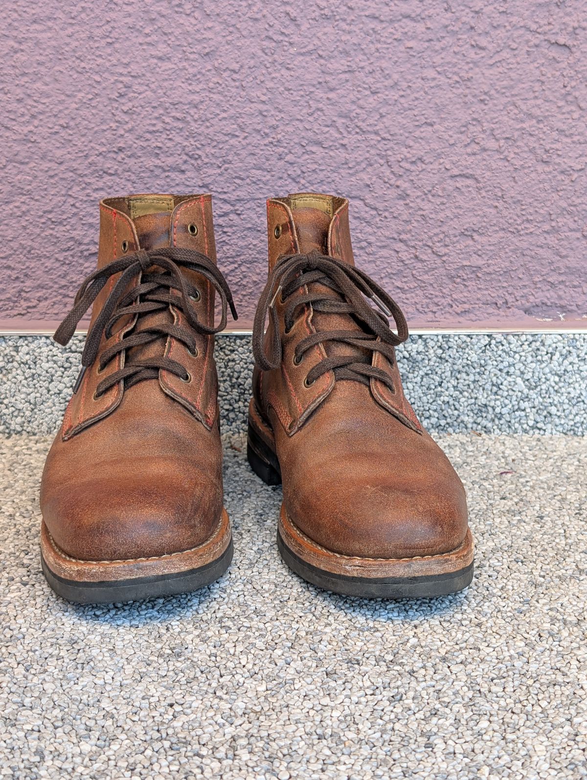 Photo by Rieslingspaschteit on July 9, 2026 of the Urban Shepherd Original in Waxed Portugese Calfskin.