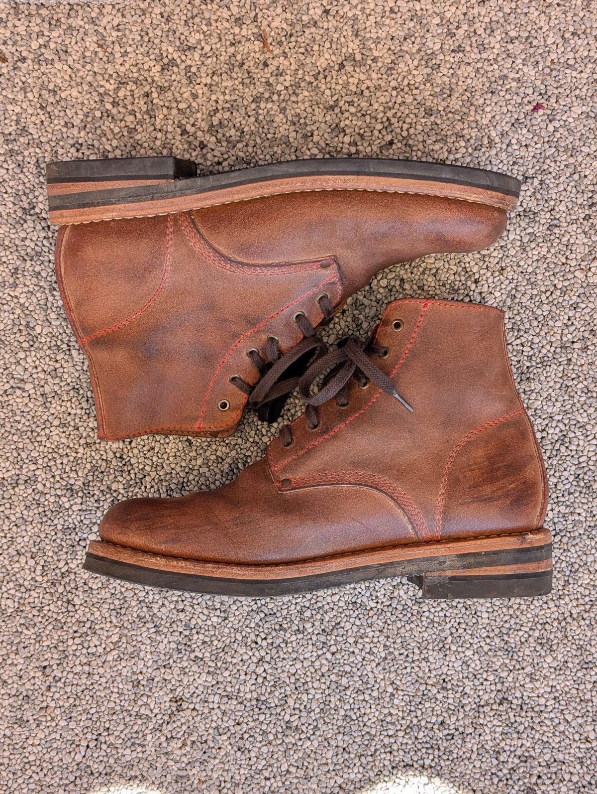 Photo by Rieslingspaschteit on July 9, 2026 of the Urban Shepherd Original in Waxed Portugese Calfskin.