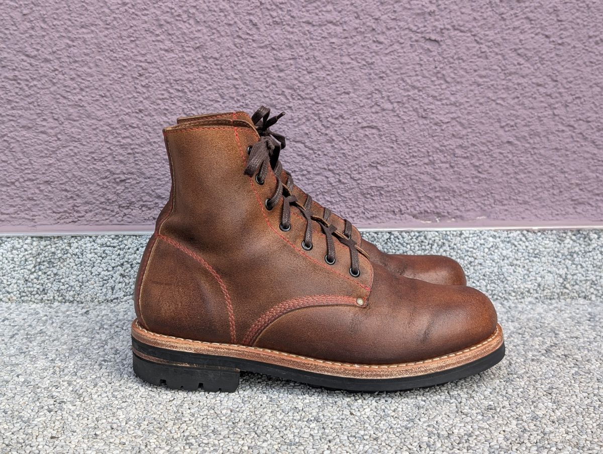 Photo by Rieslingspaschteit on June 17, 2026 of the Urban Shepherd Scout in Waxed Portugese Calfskin.