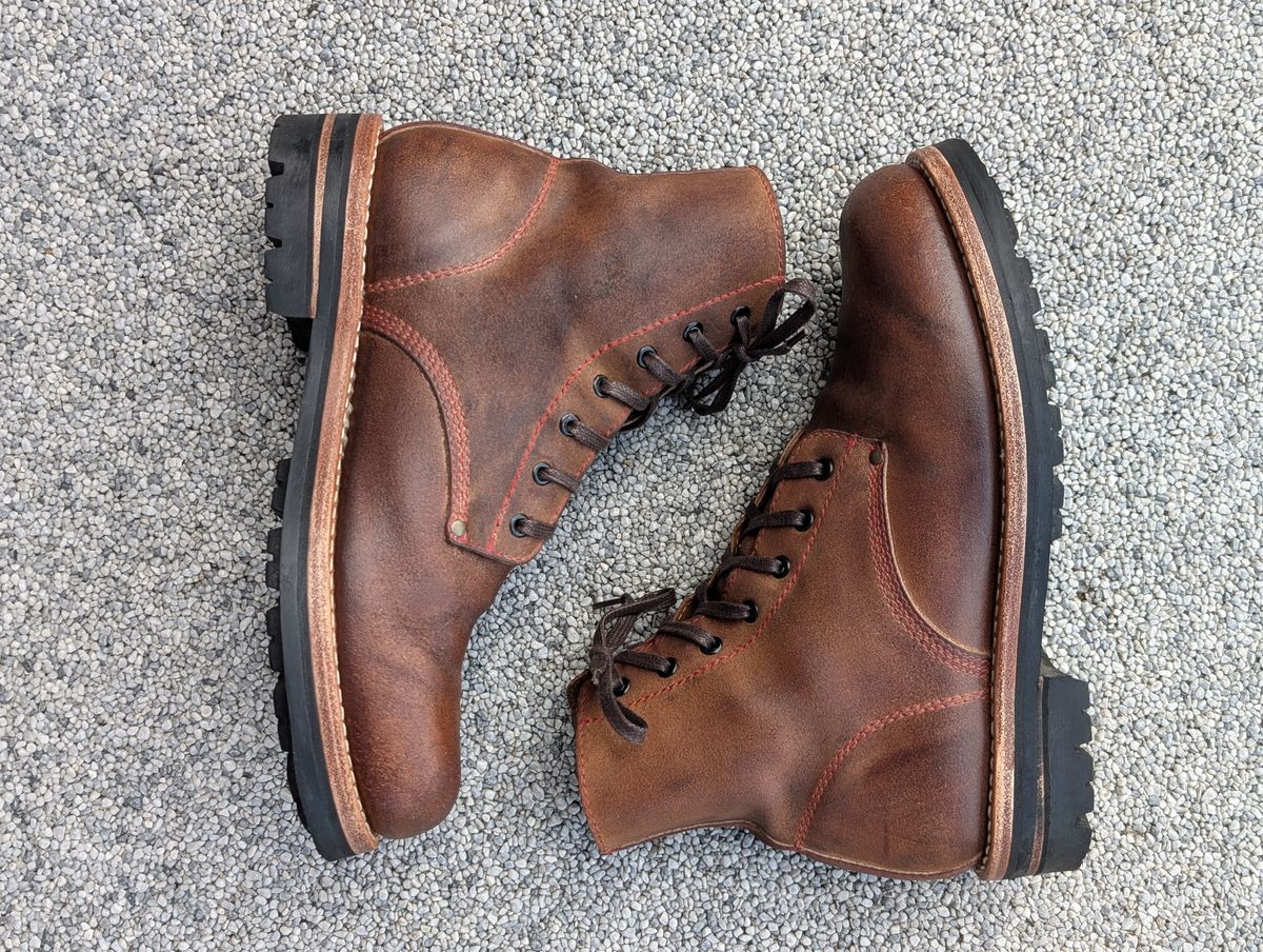 Photo by Rieslingspaschteit on June 17, 2026 of the Urban Shepherd Scout in Waxed Portugese Calfskin.