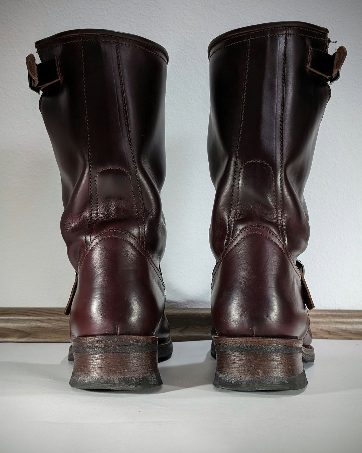 Photo by Rieslingspaschteit on February 3, 2024 of the Sendra Engineer Boot 18345 in Horween Color 8 Chromexcel.