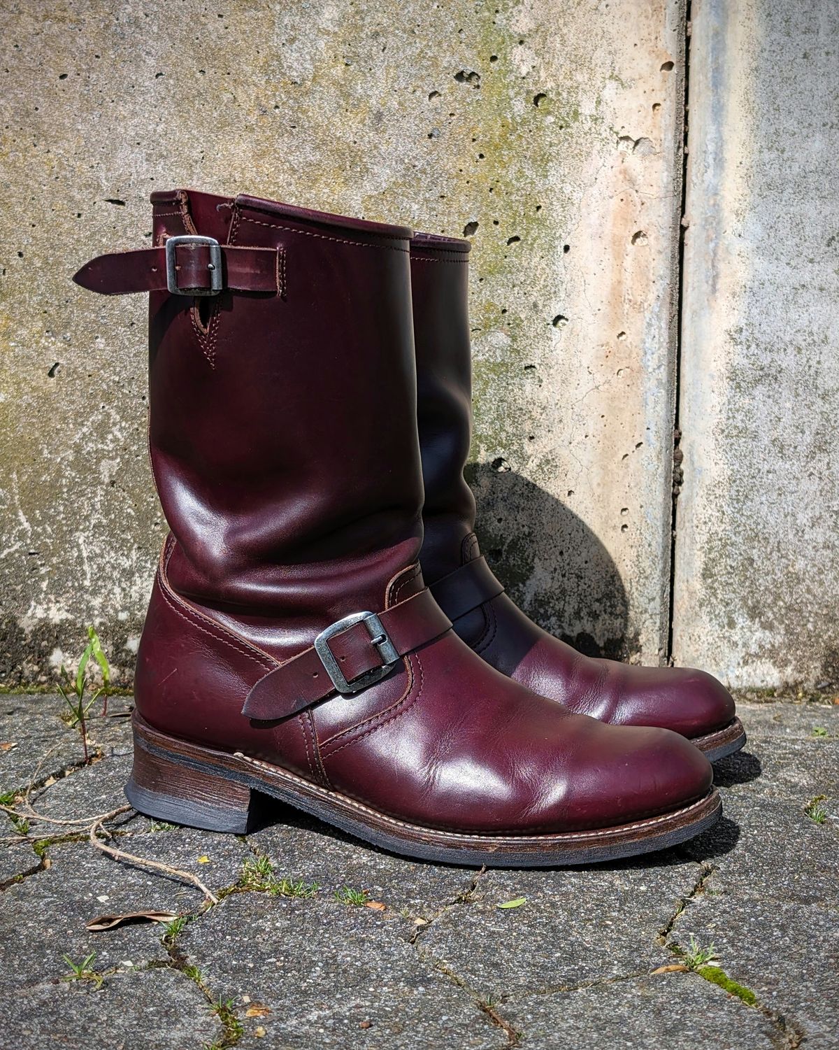 Photo by Rieslingspaschteit on April 1, 2024 of the Sendra Engineer Boot 18345 in Horween Color 8 Chromexcel.