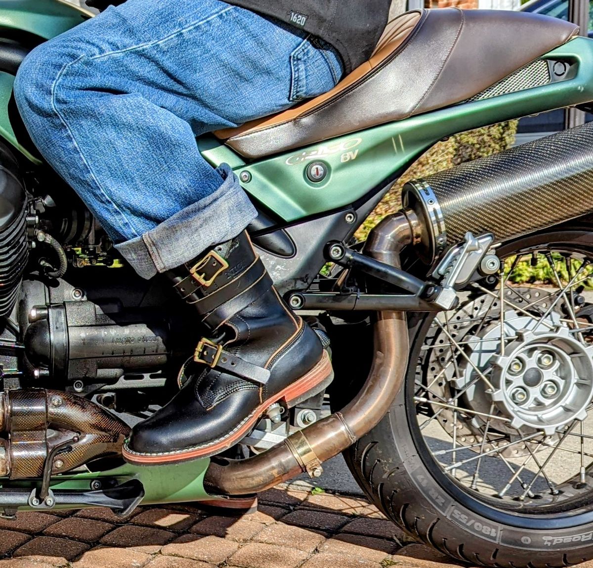 Photo by tlicalzi on March 7, 2023 of the Nicks TankerPro in Horween Black Chromexcel.