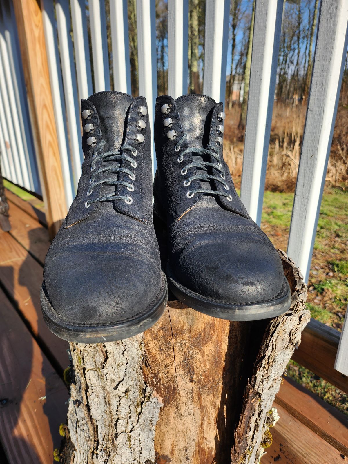Photo by Zenobian on January 5, 2023 of the Grant Stone Edward Boot in C.F. Stead Black Waxy Commander Suede.