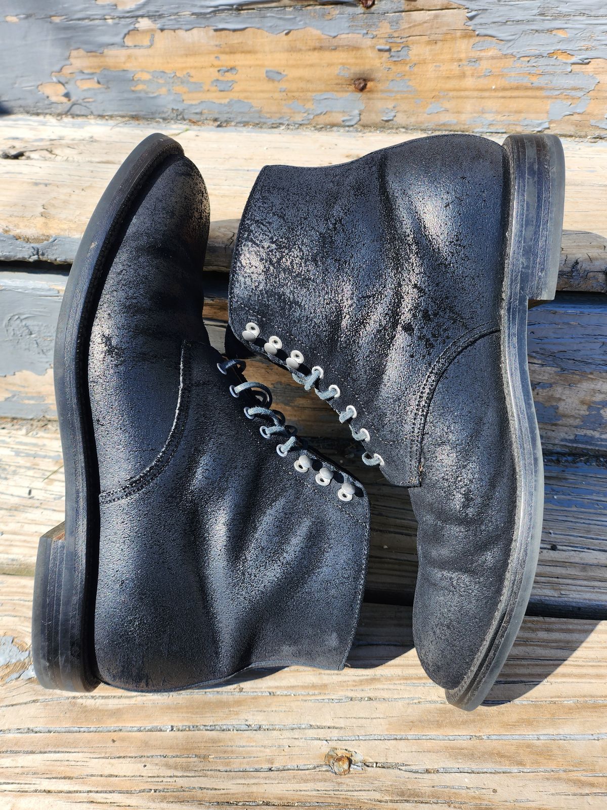 Photo by Zenobian on April 1, 2023 of the Grant Stone Edward Boot in C.F. Stead Black Waxy Commander Suede.