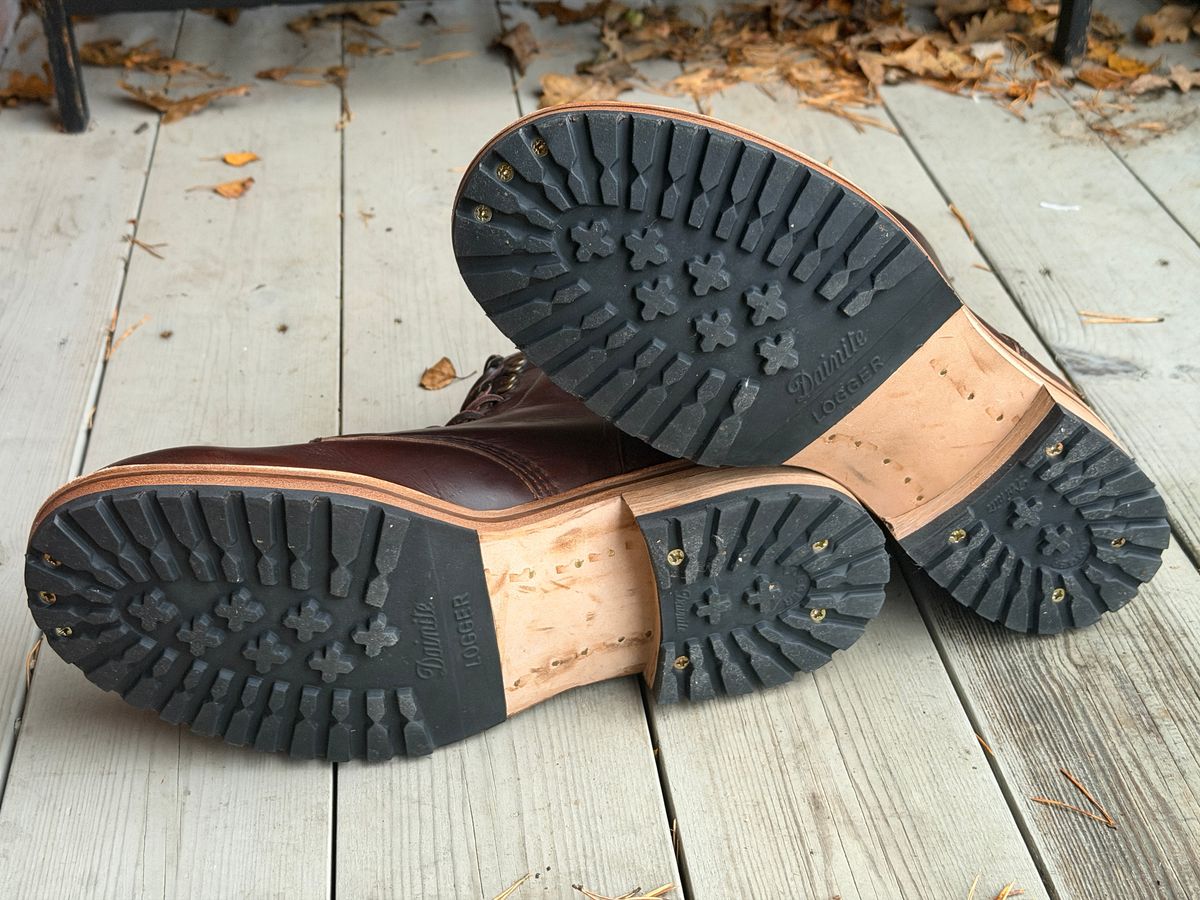 Photo by shoegazing on November 4, 2025 of the Goral Buxton in Horween Brown Chromexcel.