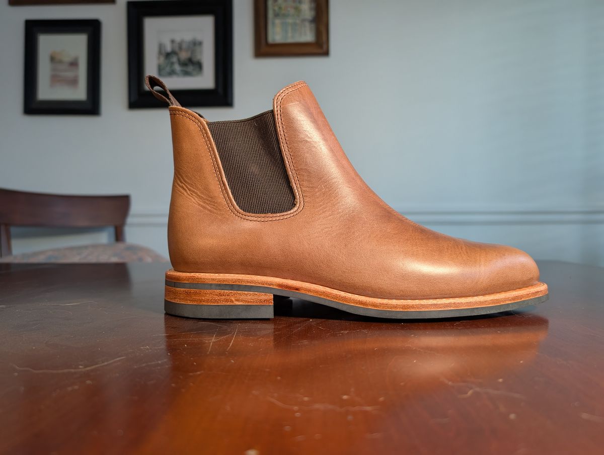 Photo by mrallen on September 30, 2025 of the Oak Street Bootmakers Chelsea in Horween Natural Chromexcel.
