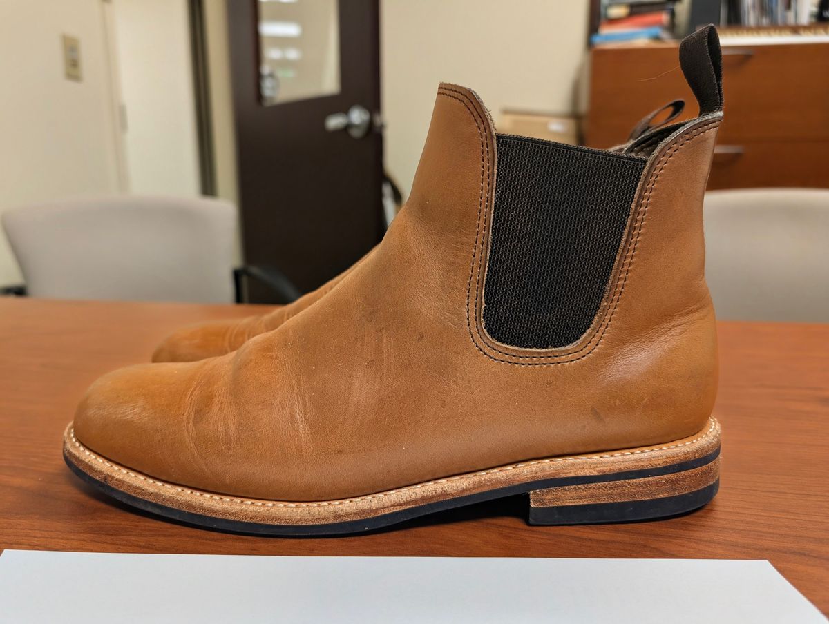 Photo by mrallen on December 5, 2025 of the Oak Street Bootmakers Chelsea in Horween Natural Chromexcel.
