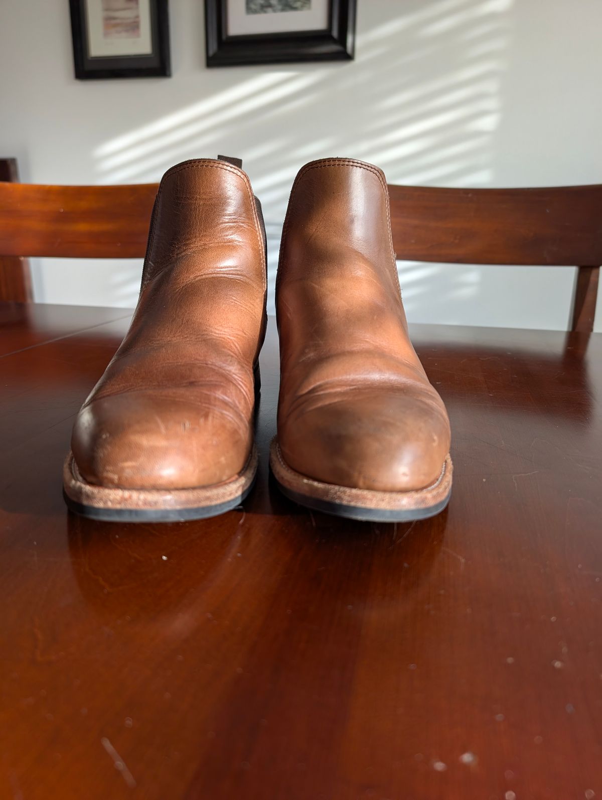 Photo by mrallen on January 2, 2026 of the Oak Street Bootmakers Chelsea in Horween Natural Chromexcel.