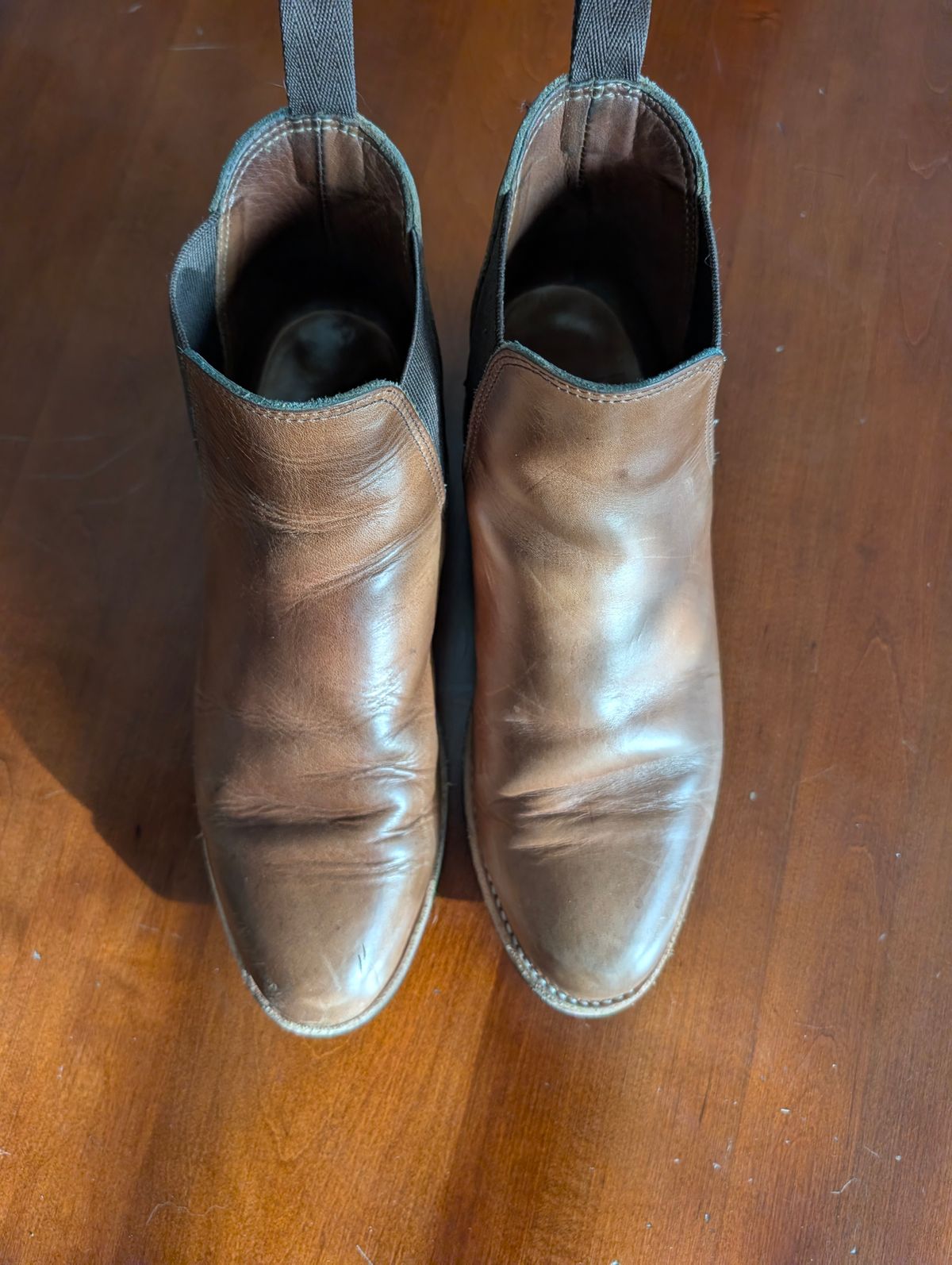 Photo by mrallen on January 2, 2026 of the Oak Street Bootmakers Chelsea in Horween Natural Chromexcel.