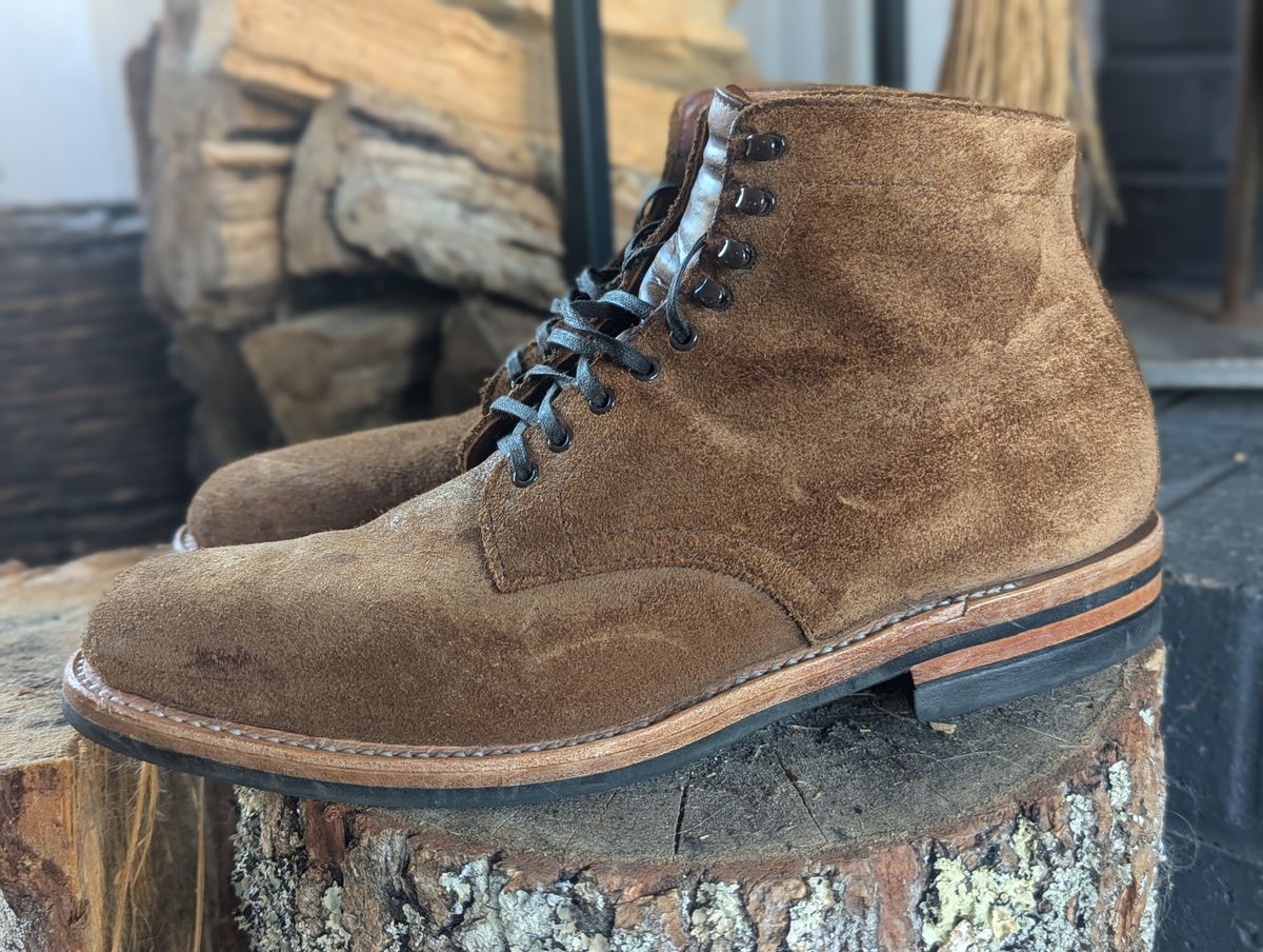 Photo by mrallen on October 14, 2024 of the White's Main Street in Tan Suede.