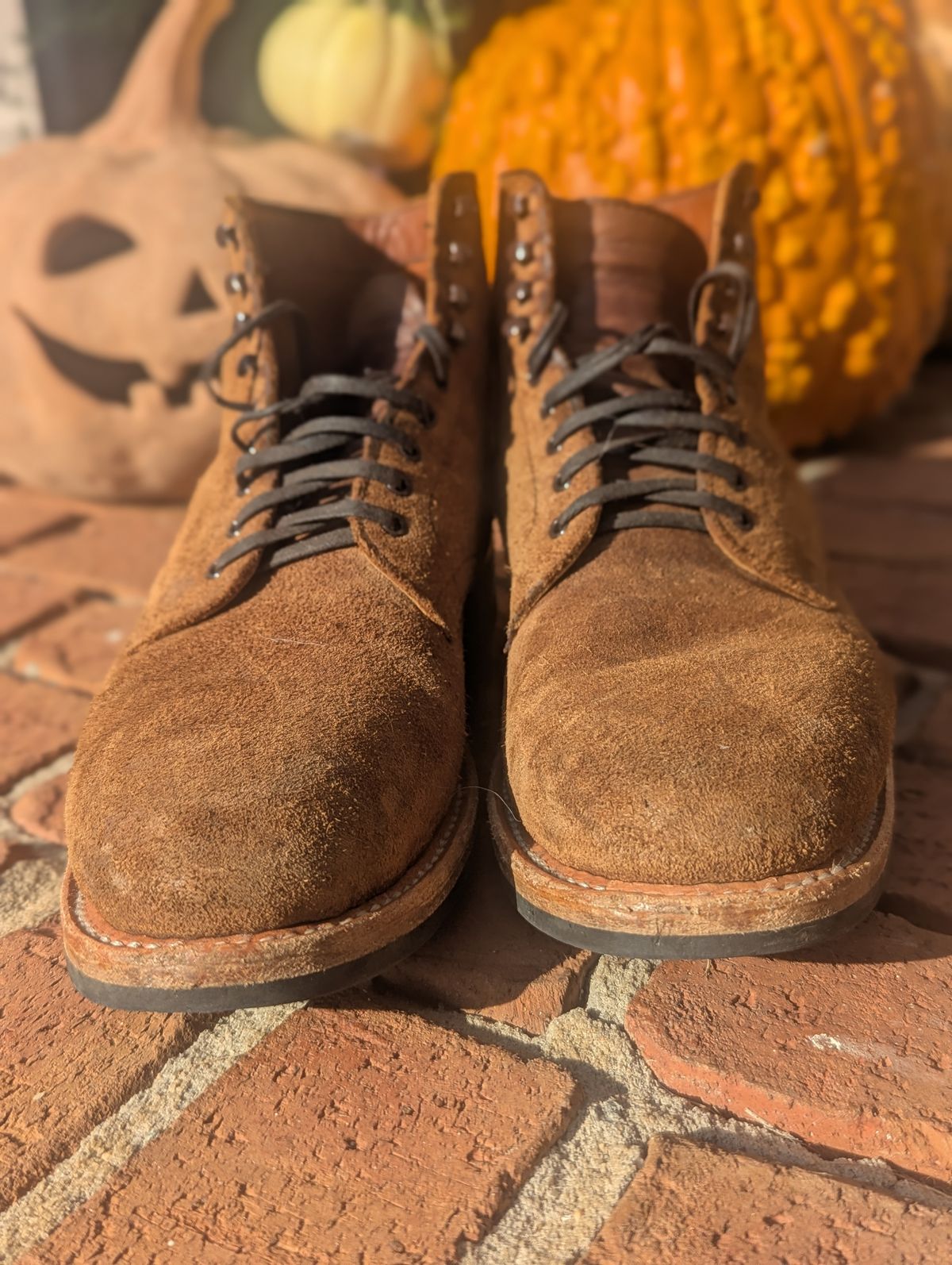 Photo by mrallen on November 3, 2024 of the White's Main Street in Tan Suede.