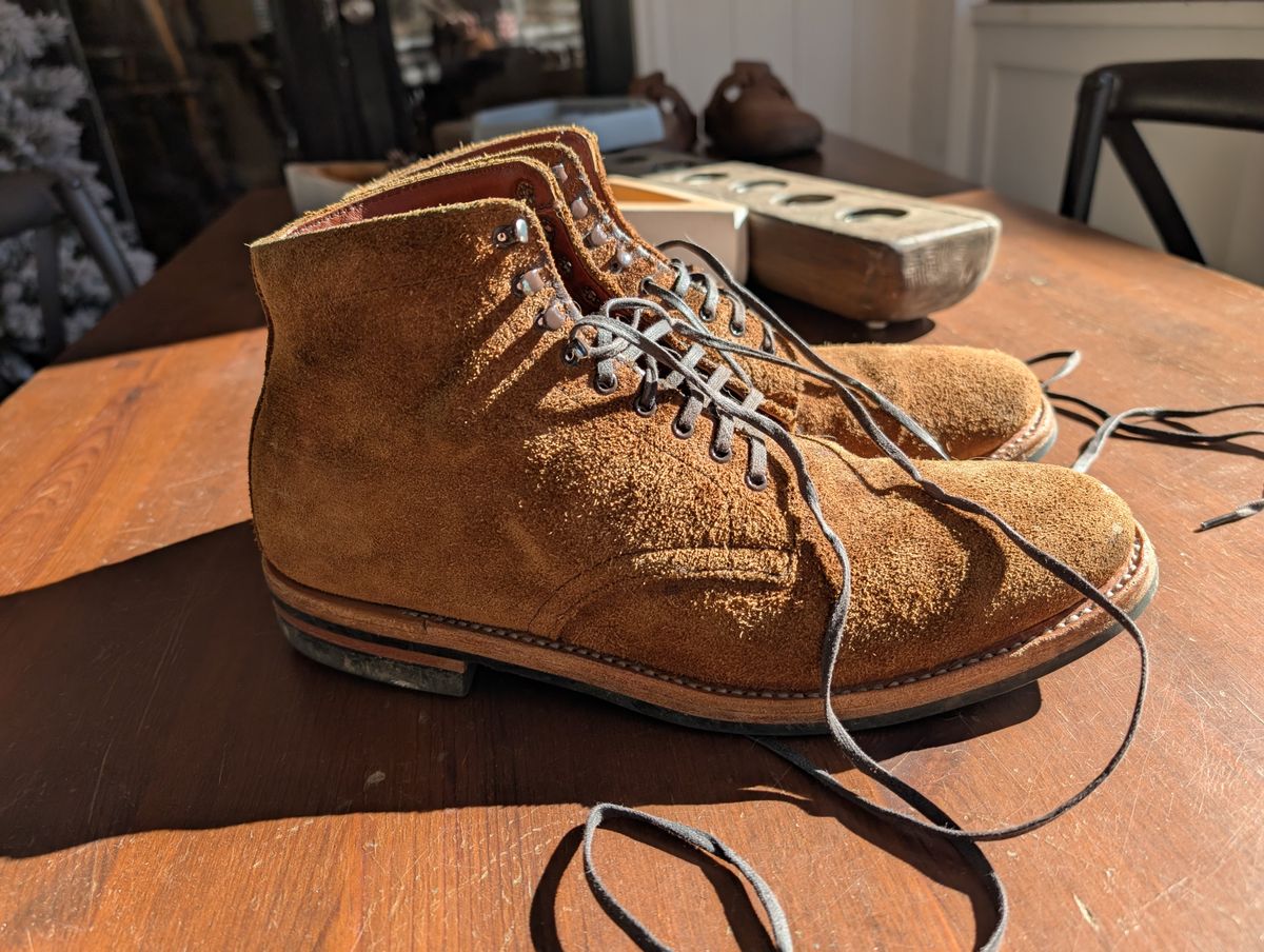 Photo by mrallen on January 1, 2025 of the White's Main Street in Tan Suede.