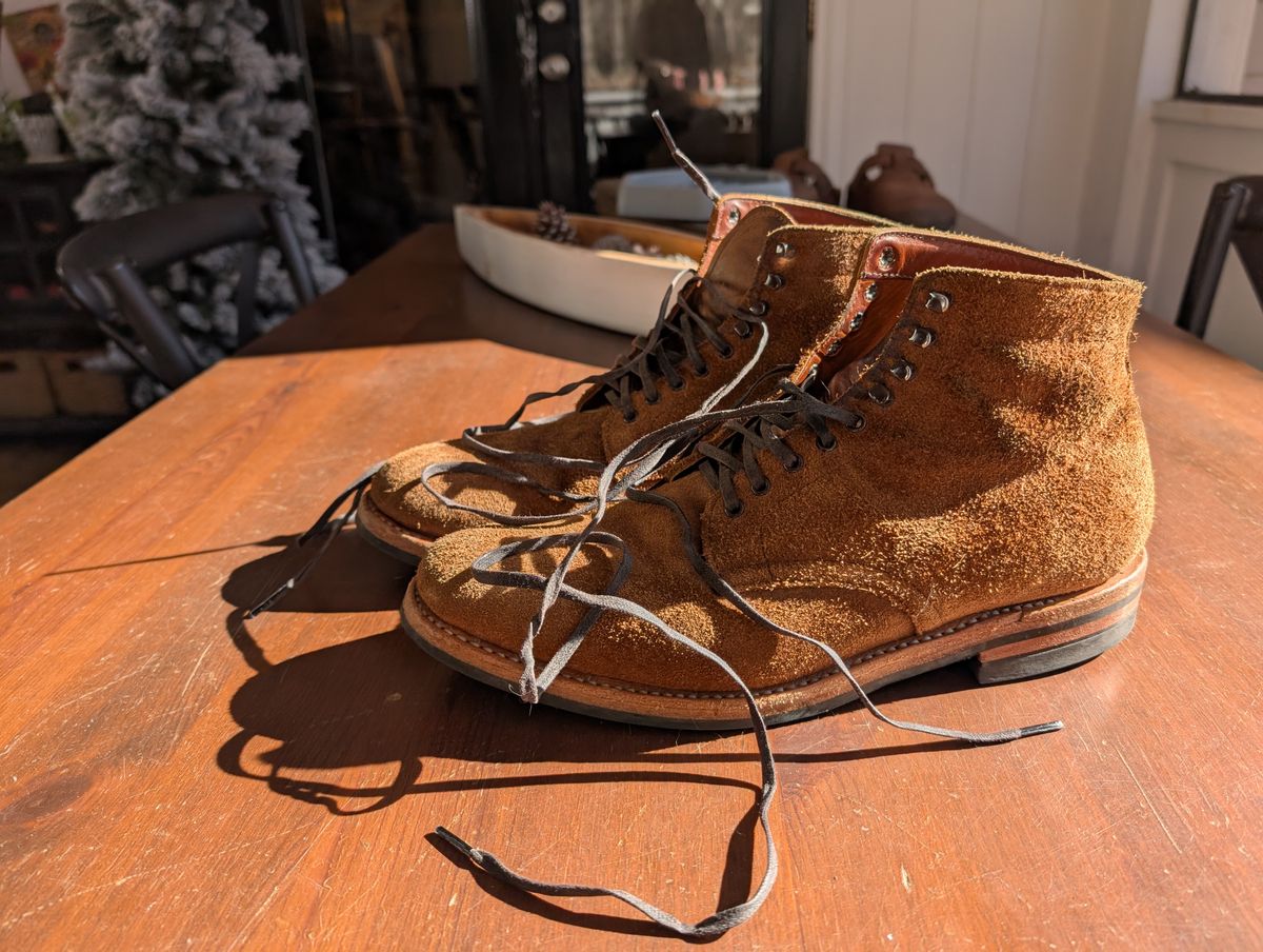 Photo by mrallen on January 1, 2025 of the White's Main Street in Tan Suede.