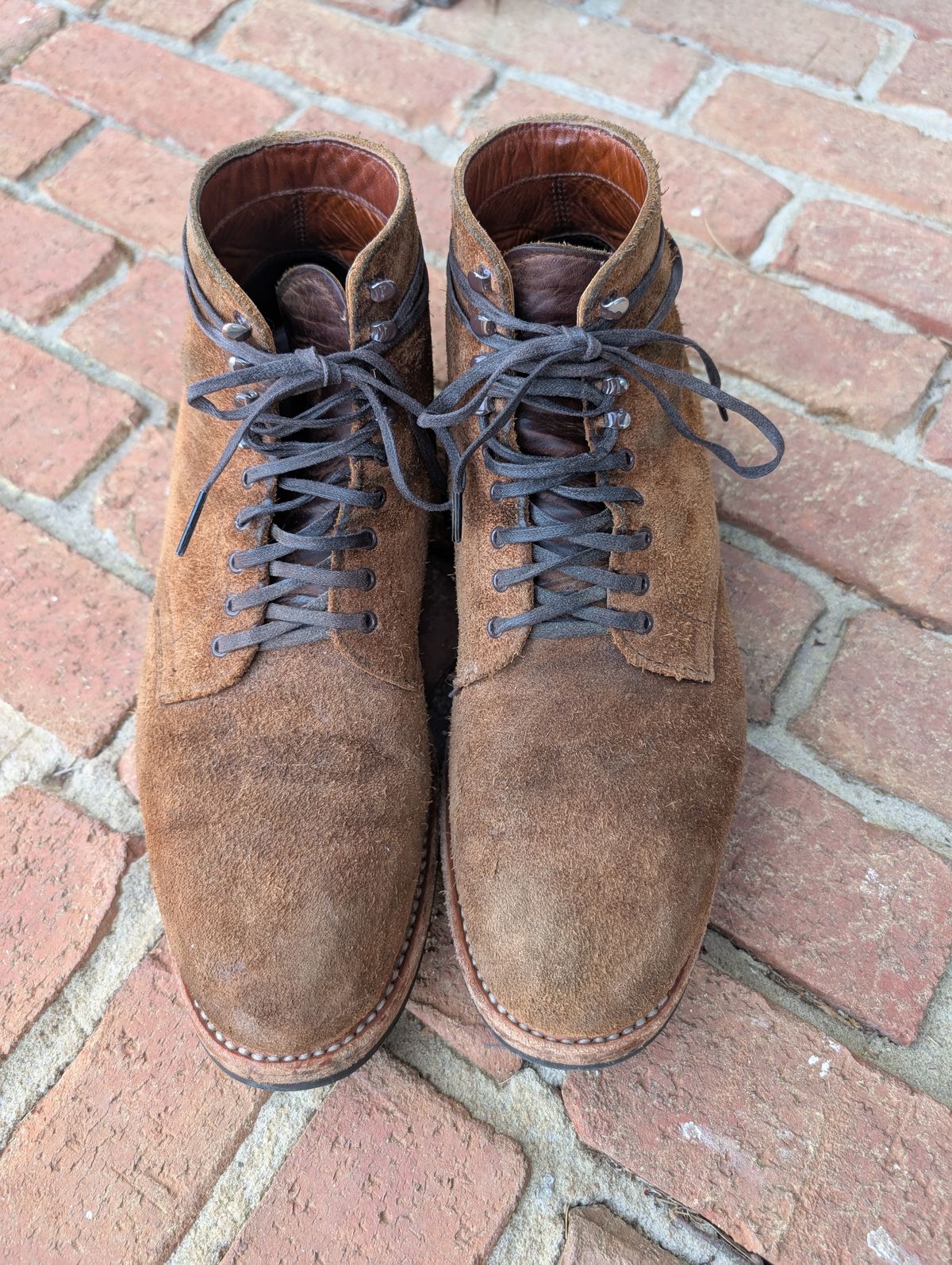 Photo by mrallen on April 1, 2025 of the White's Main Street in Tan Suede.