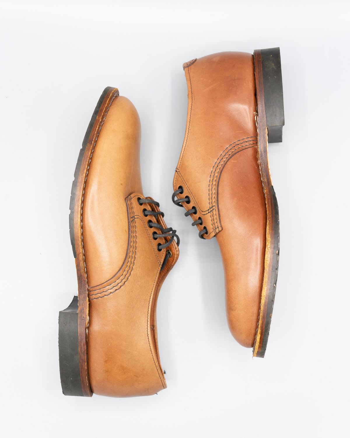 Photo by J_L on November 5, 2024 of the Red Wing Beckman Oxford in S.B. Foot Teak Featherstone.