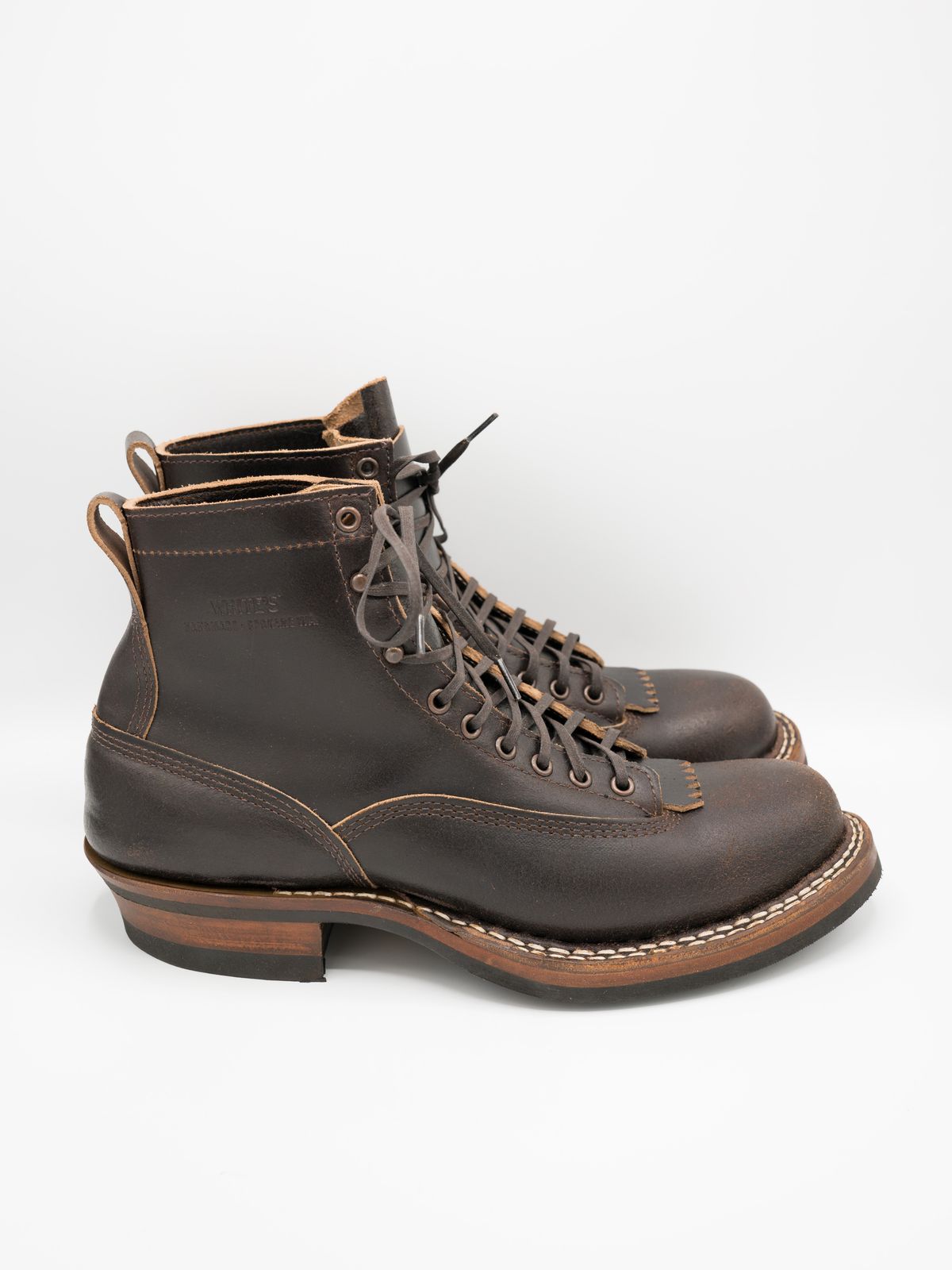 Photo by J_L on November 5, 2023 of the White's 350 Cutter in Horween Brown Waxed Flesh.