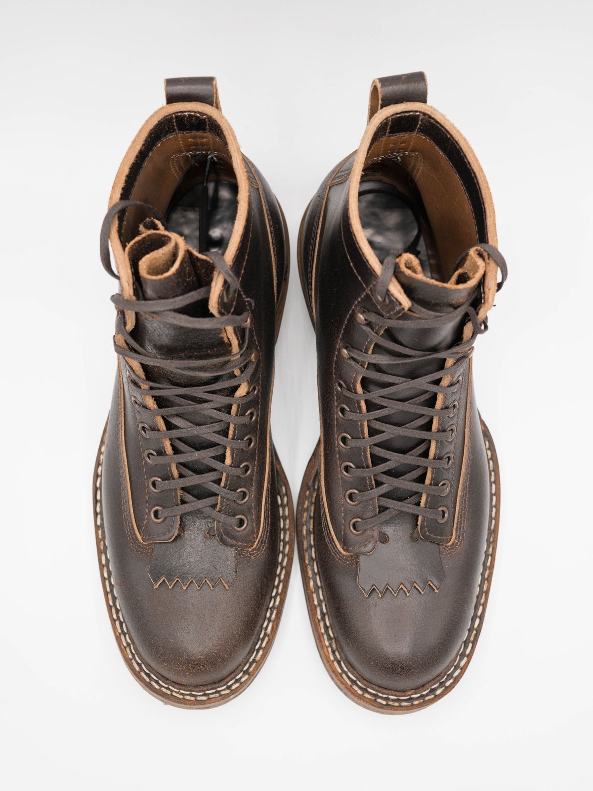 Photo by J_L on December 5, 2023 of the White's 350 Cutter in Horween Brown Waxed Flesh.