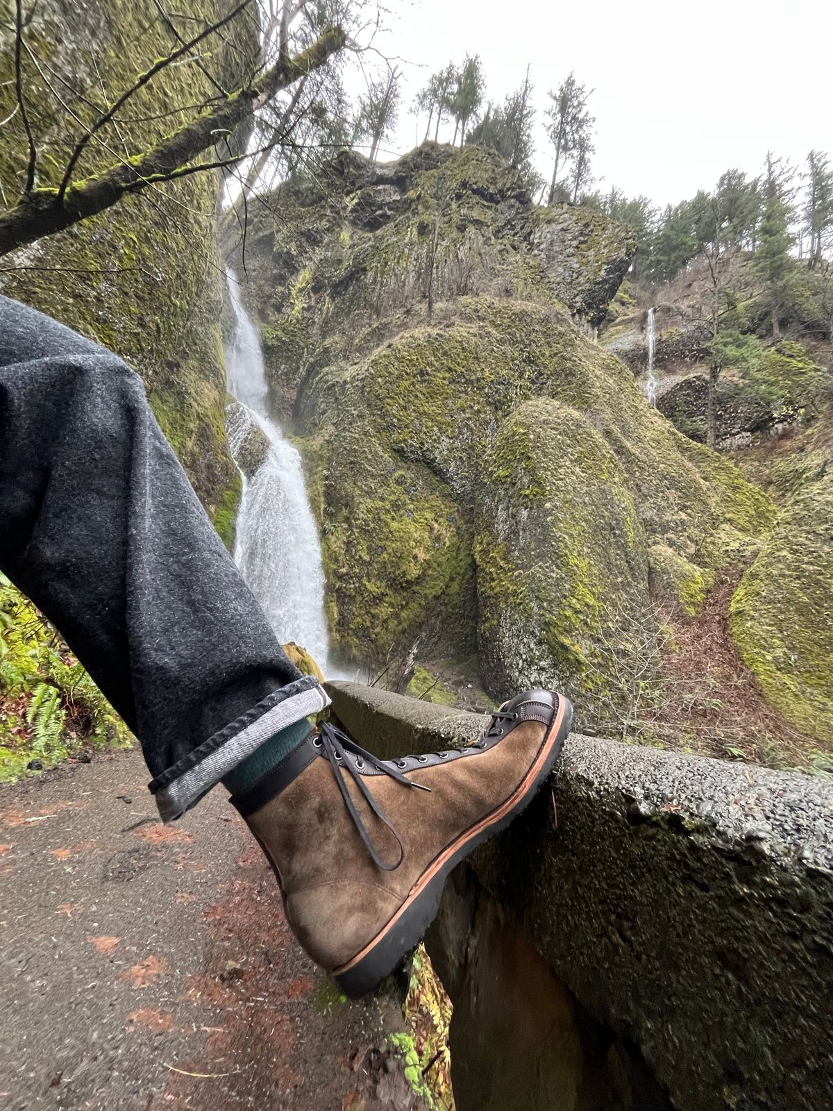 Photo by J_L on December 17, 2025 of the Self-Made Vintage Athletic Shoes in Horween Tumbled Black Chromexcel & Cf Stead Olive Super Buck Gum Oil & Horween Black Stampede Chromexcel Horsefront.