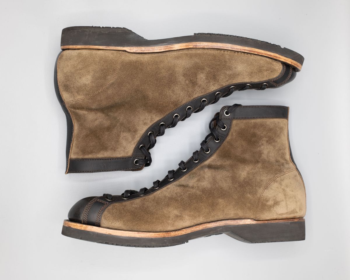 Photo by J_L on January 6, 2026 of the Self-Made Vintage Athletic Shoes in Horween Tumbled Black Chromexcel & Cf Stead Olive Super Buck Gum Oil & Horween Black Stampede Chromexcel Horsefront.