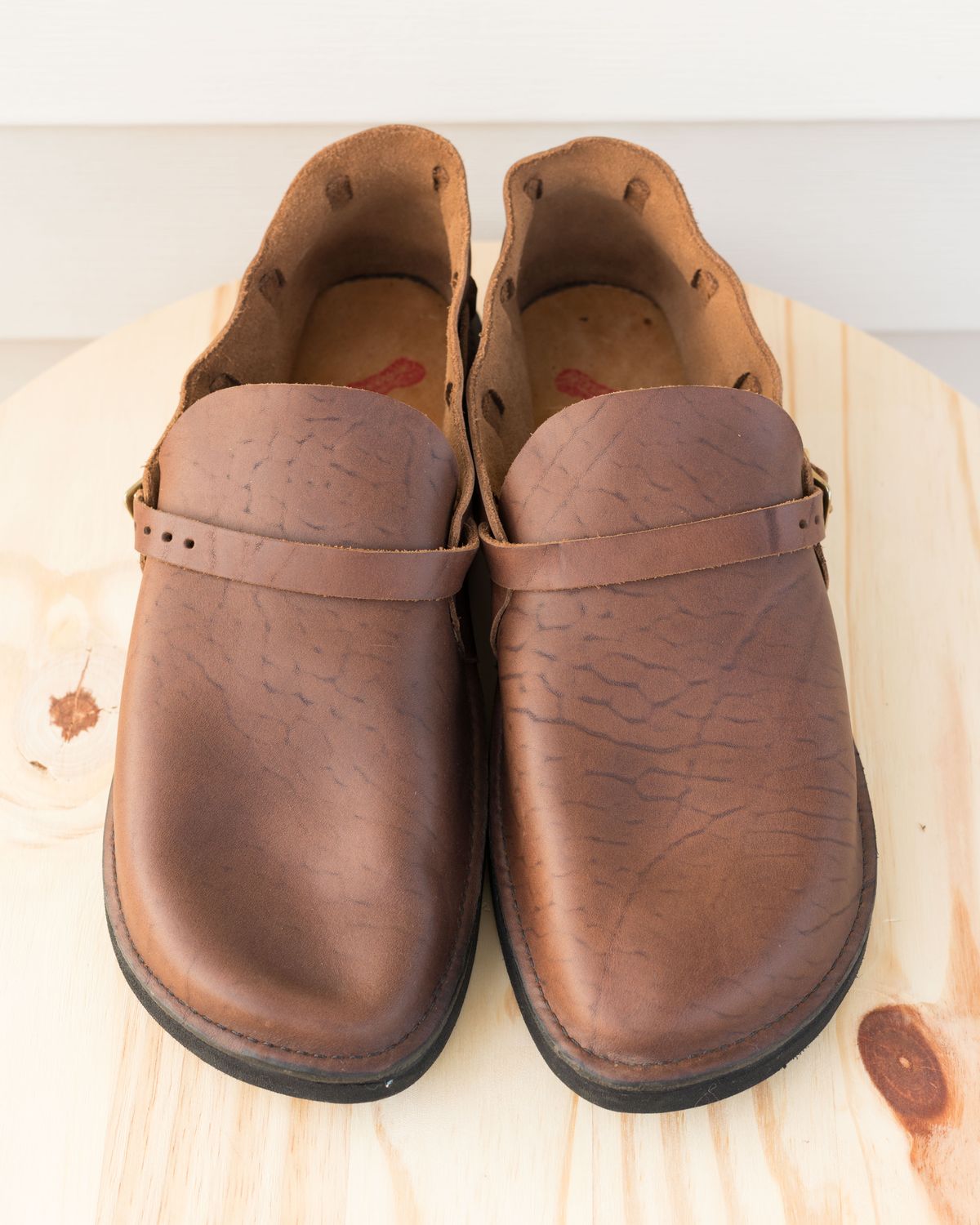 Photo by J_L on October 3, 2023 of the Aurora Shoe Co. Middle English in Horween Brown Chromexcel.