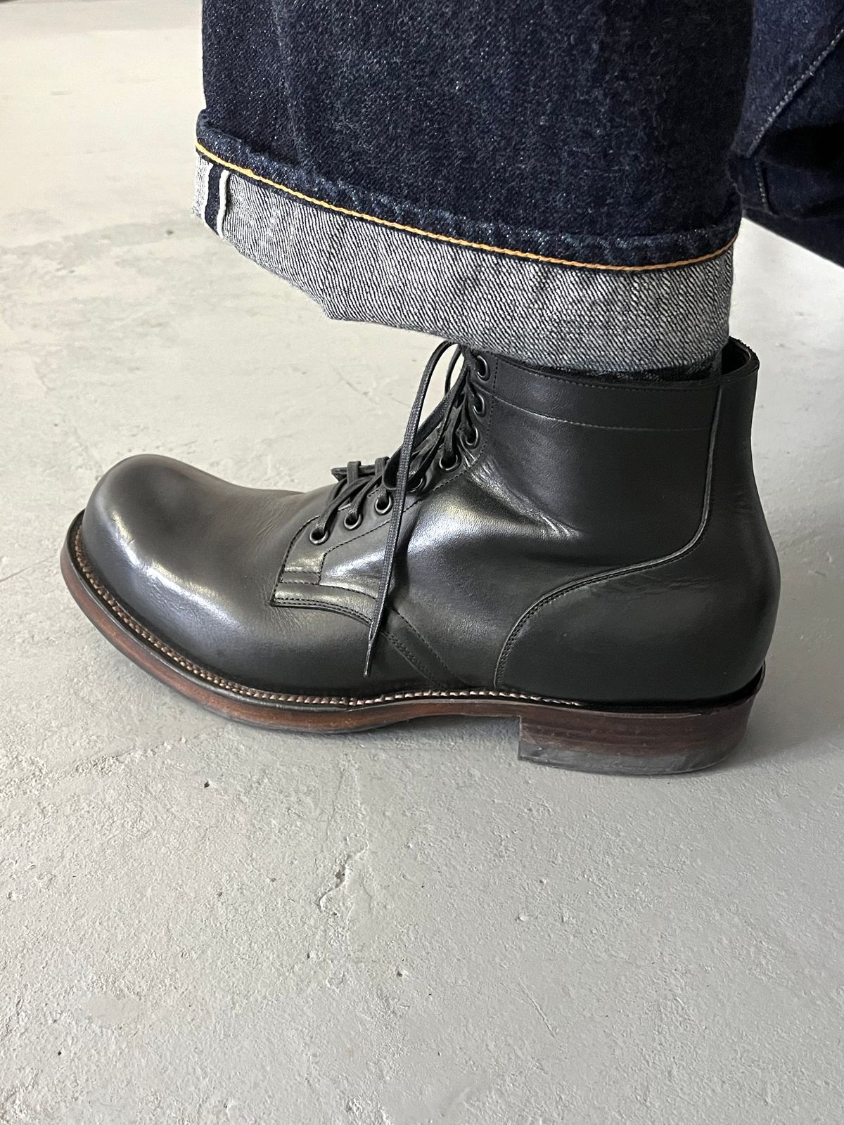 Photo by J_L on October 23, 2025 of the Viberg Service Boot in Horween Black Wooly Chromexcel.
