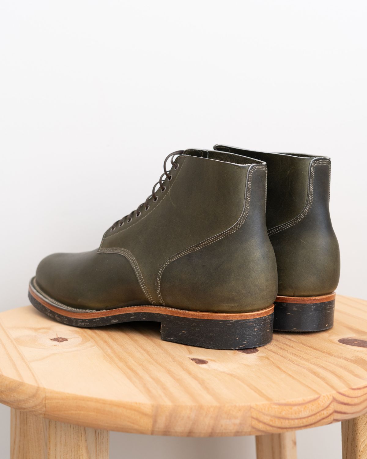Photo by J_L on October 12, 2024 of the Viberg N1 Boot in Horween Olive Chromepak.