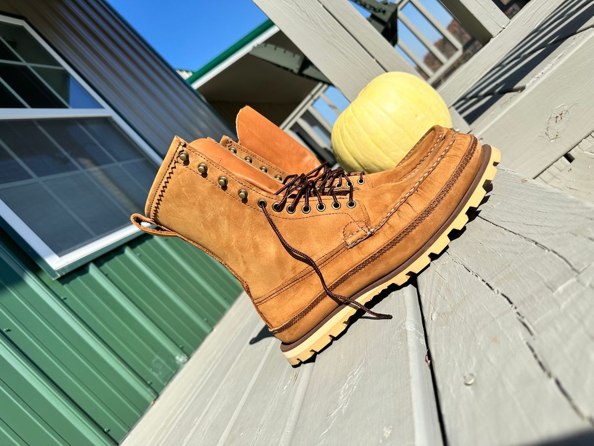 Photo by thechadthetnbootguy on November 9, 2023 of the Russell Moccasin Co. South 40 Birdshooter in Pecos Gaucho Chamois.