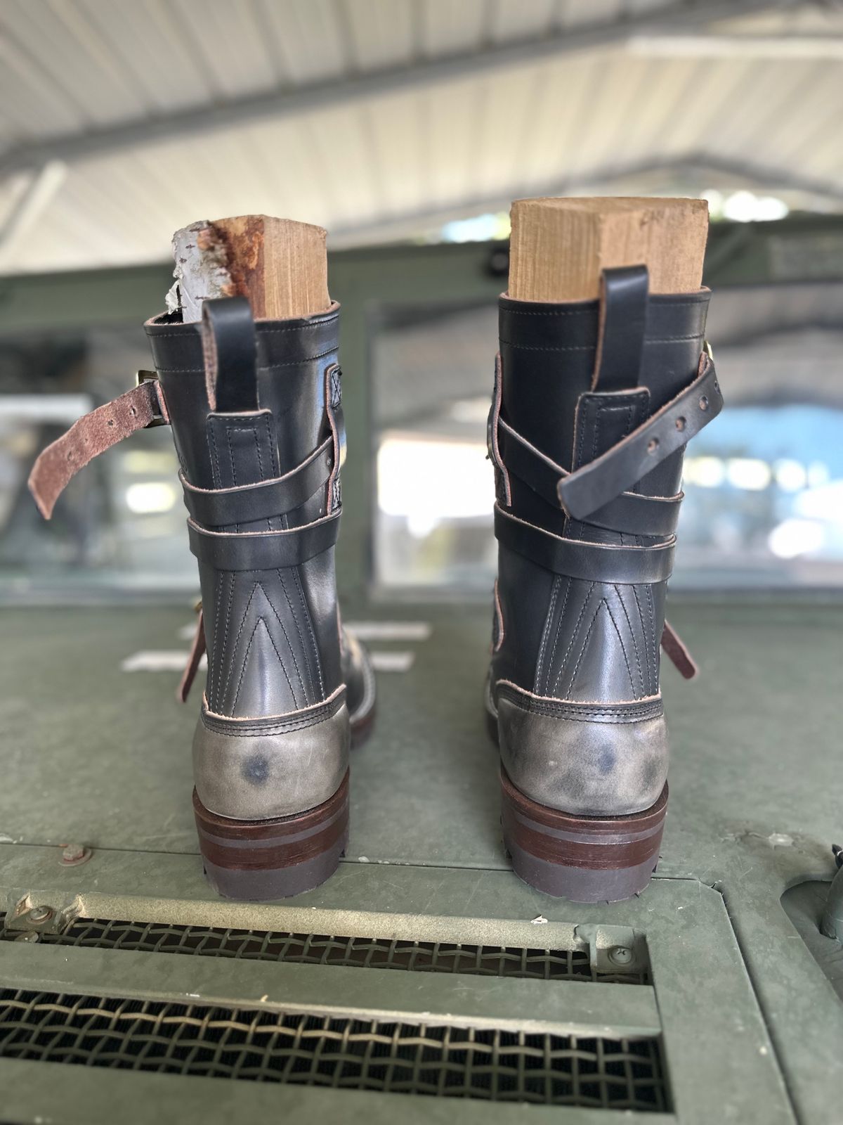 Photo by thechadthetnbootguy on October 1, 2023 of the Nicks Heritage TankerPro in Wickett & Craig Slate Double Stuffed.