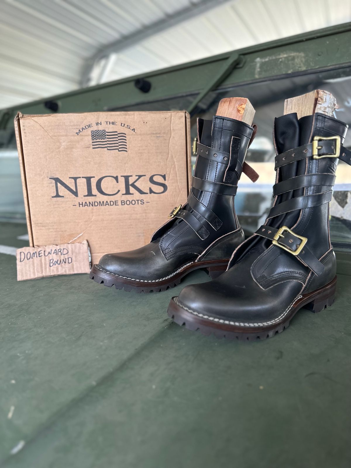 Photo by thechadthetnbootguy on October 1, 2023 of the Nicks Heritage TankerPro in Wickett & Craig Slate Double Stuffed.