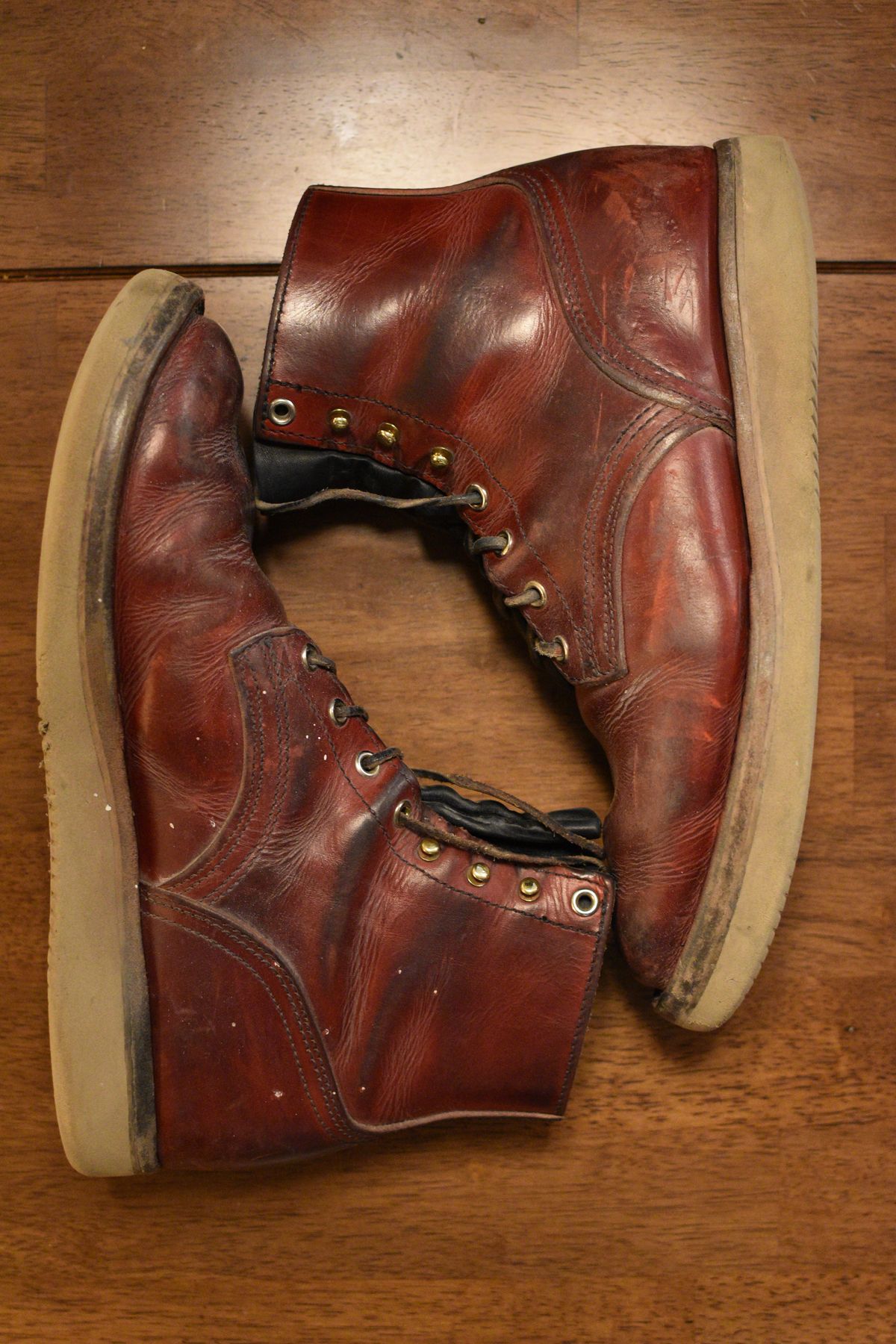 Photo by SKopp on November 1, 2025 of the Nicks Free Range in Double Stuffed Crimson.