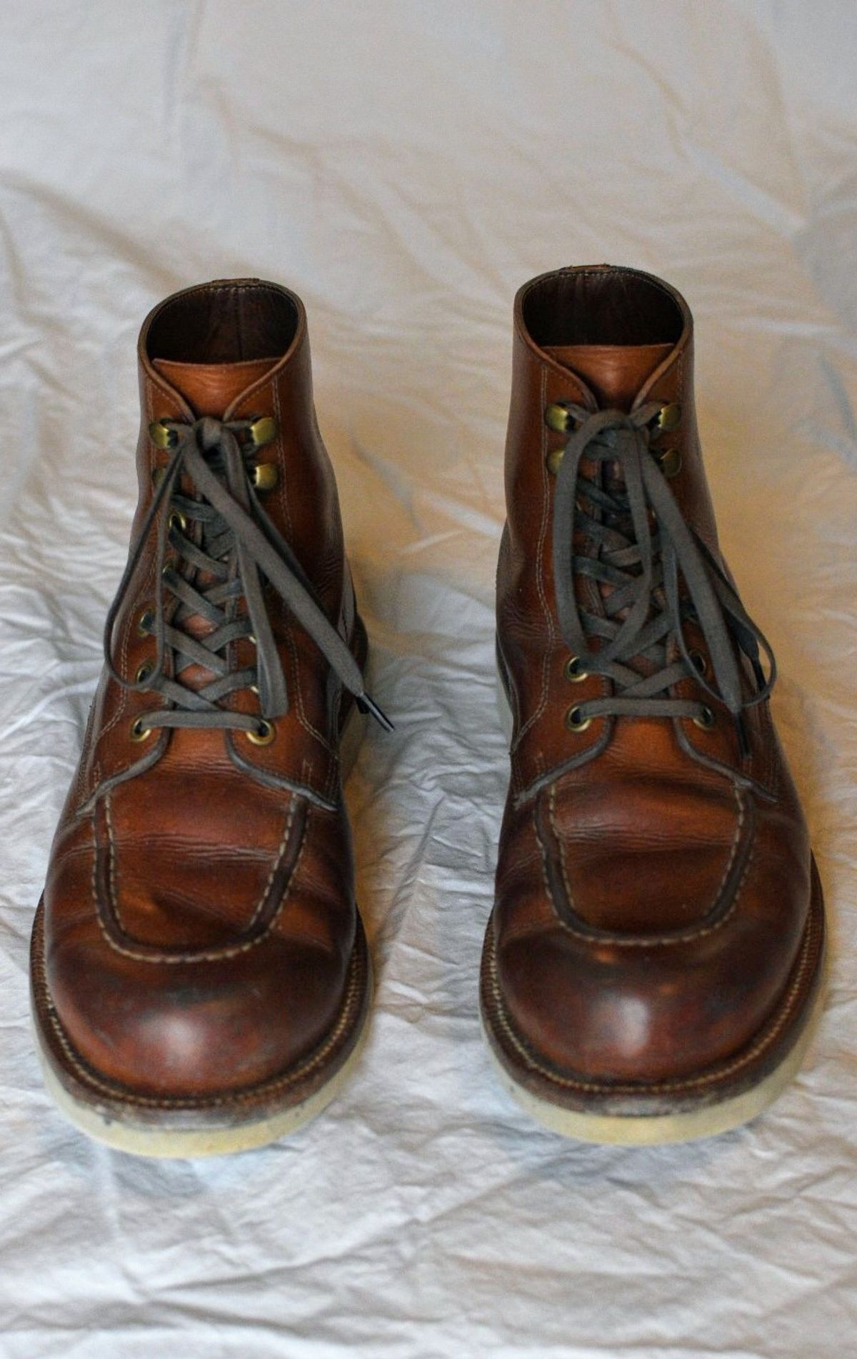 Photo by SKopp on December 3, 2023 of the Grant Stone Brass Boot in Badalassi Carlo Saddle Tan Minerva.