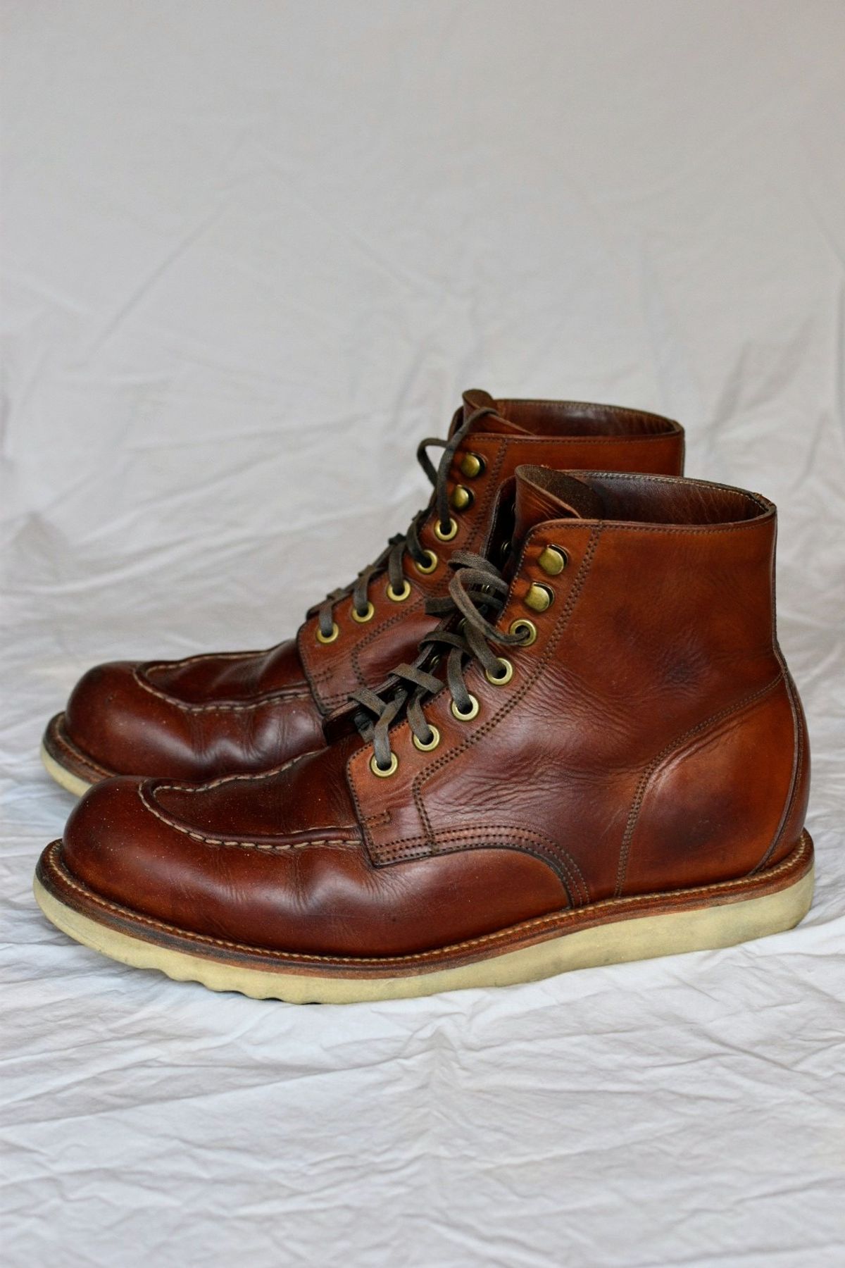 Photo by SKopp on January 3, 2024 of the Grant Stone Brass Boot in Badalassi Carlo Saddle Tan Minerva.