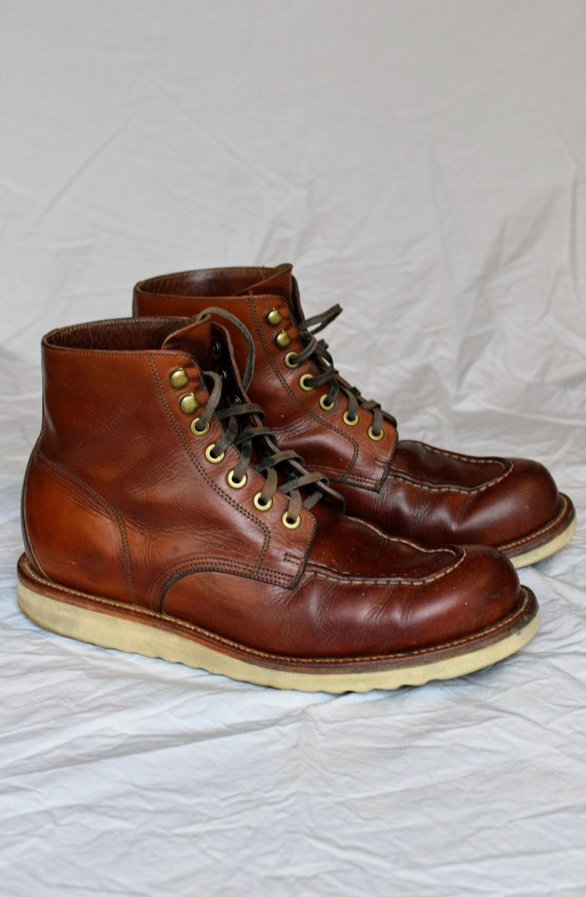 Photo by SKopp on January 3, 2024 of the Grant Stone Brass Boot in Badalassi Carlo Saddle Tan Minerva.