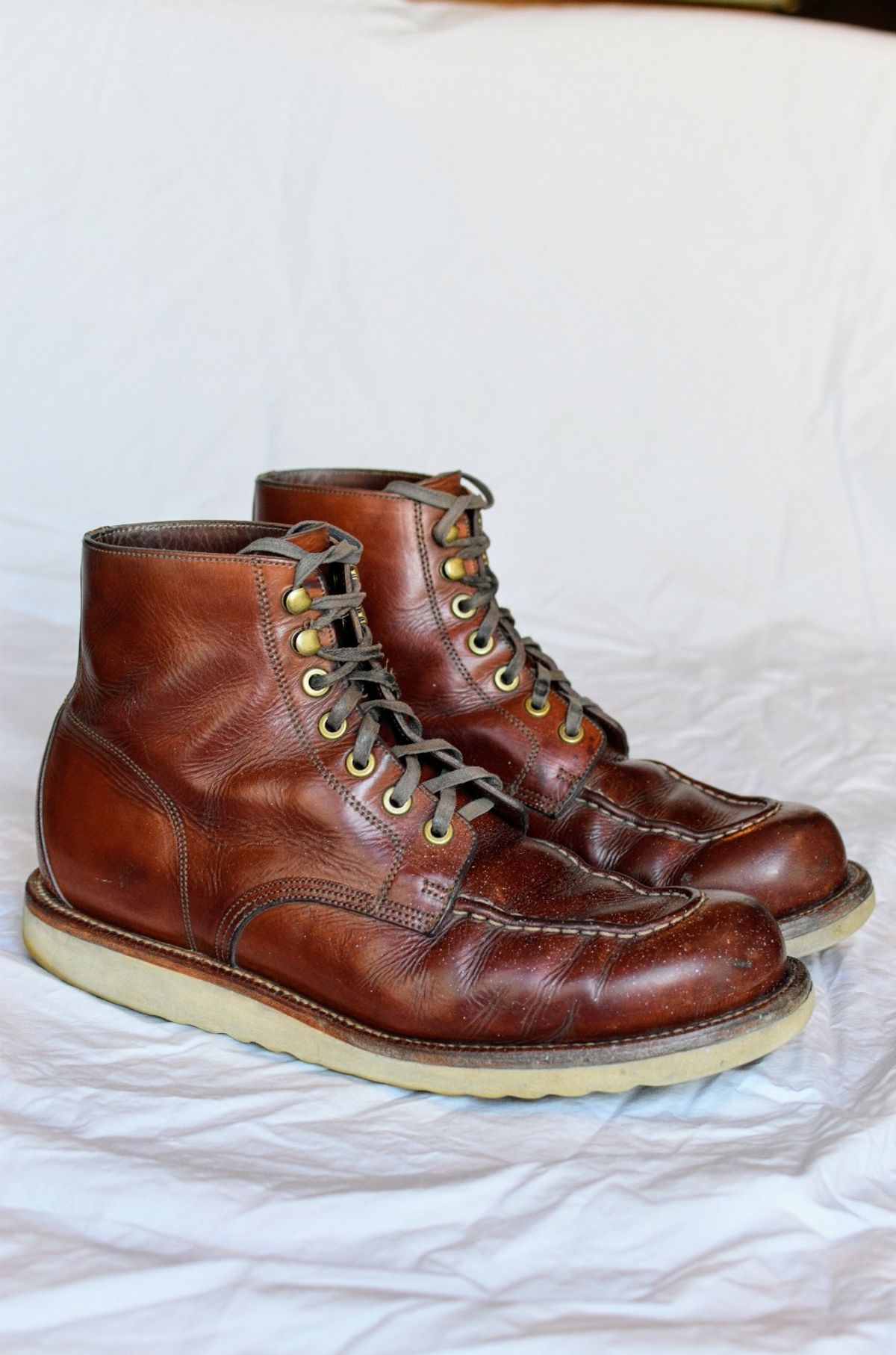 Photo by SKopp on March 4, 2024 of the Grant Stone Brass Boot in Badalassi Carlo Saddle Tan Minerva.