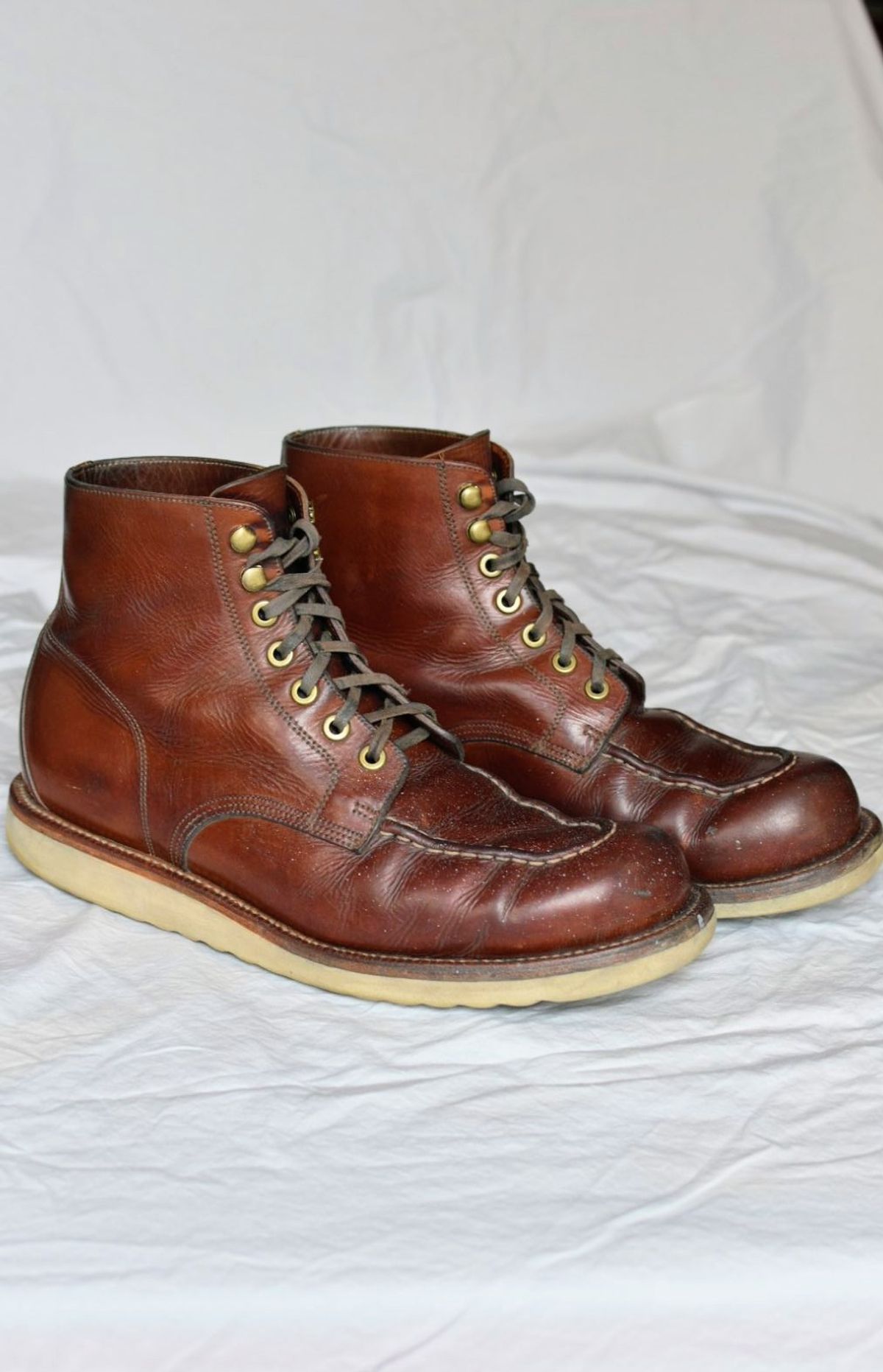 Photo by SKopp on April 2, 2024 of the Grant Stone Brass Boot in Badalassi Carlo Saddle Tan Minerva.